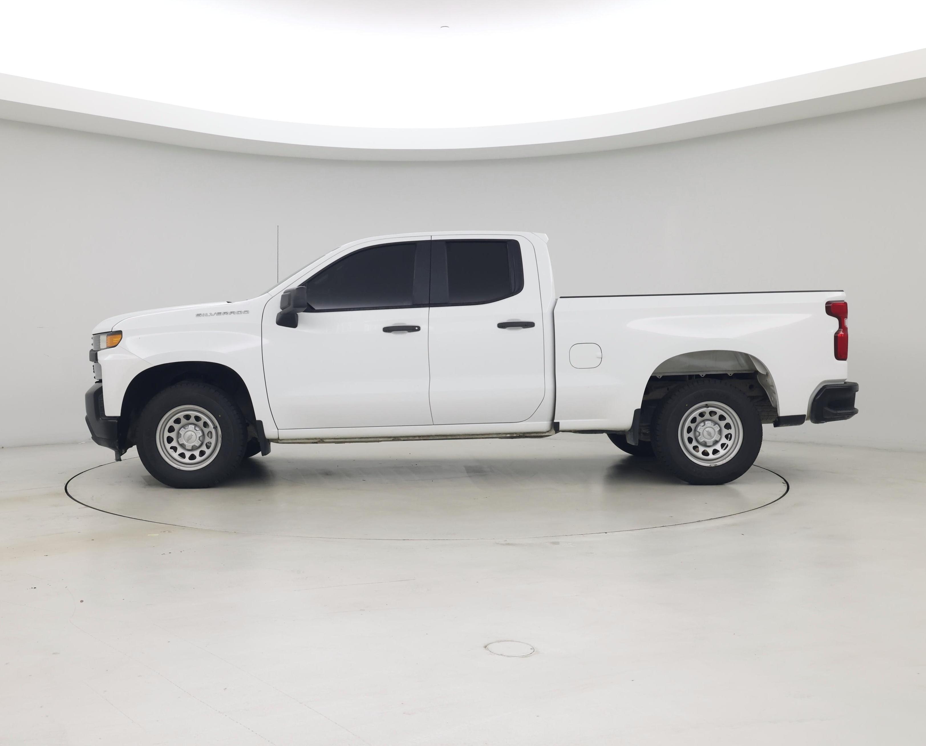 Thumbnail: 2020 Chevrolet Silverado 1500 - 3