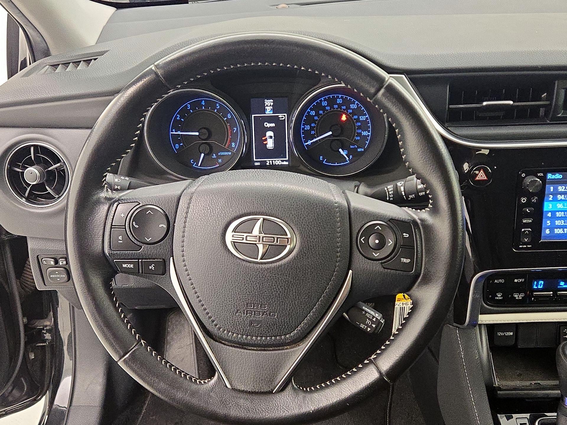 Thumbnail: 2016 Scion iM - 10