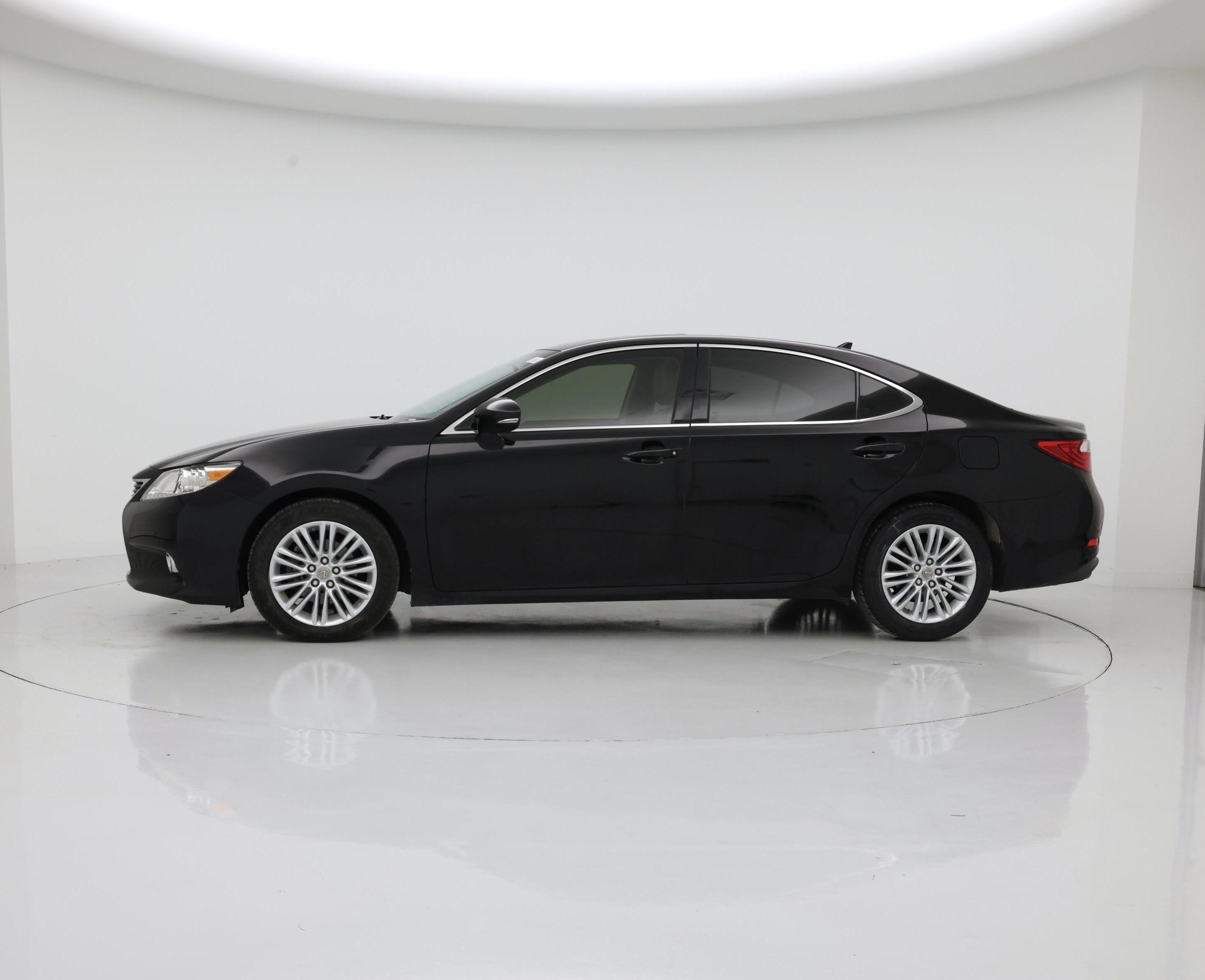 Thumbnail: 2014 Lexus ES - 3