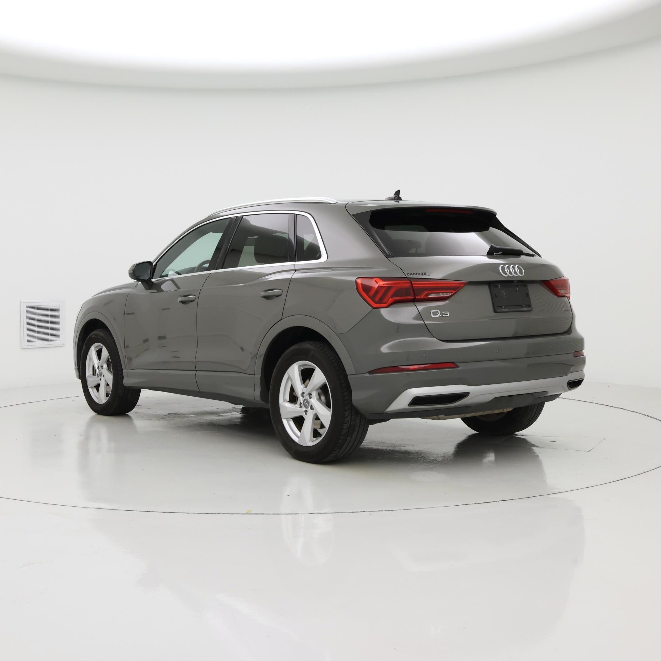 Thumbnail: 2019 Audi Q3 - 2