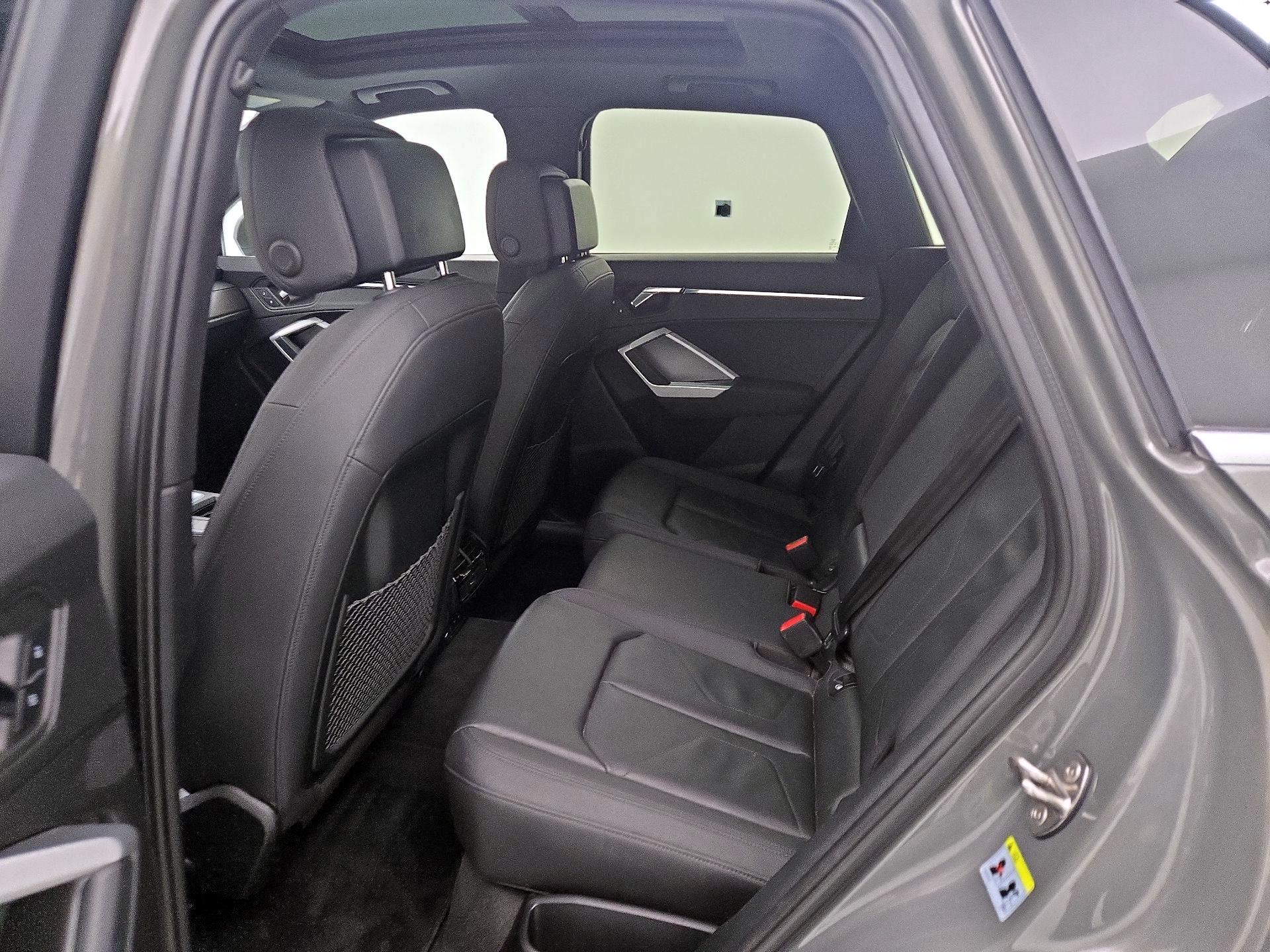 Thumbnail: 2019 Audi Q3 - 20
