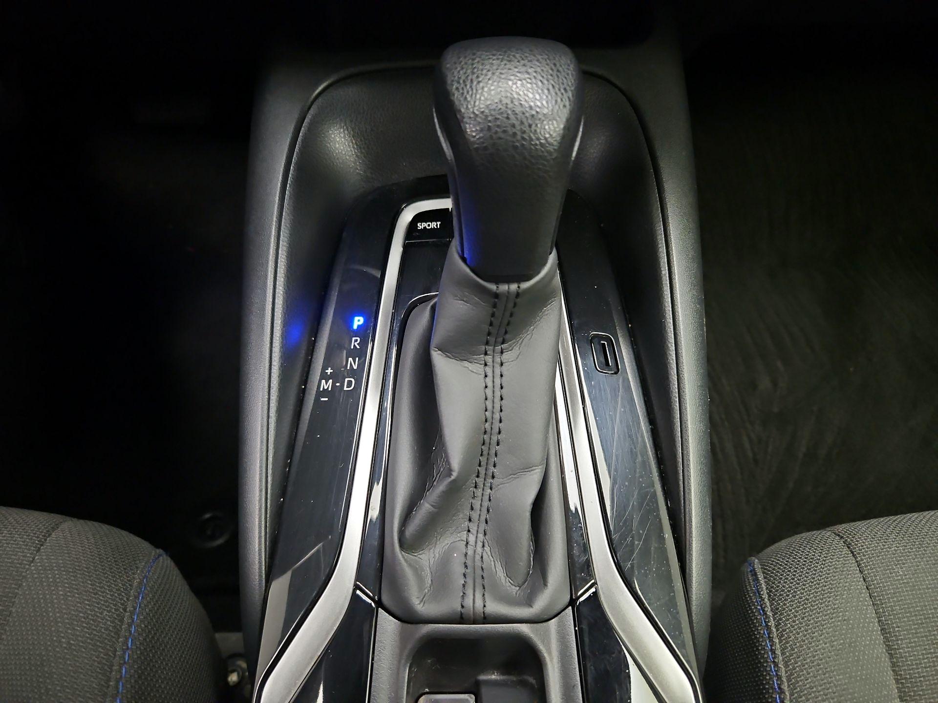 Thumbnail: 2022 Toyota Corolla - 17