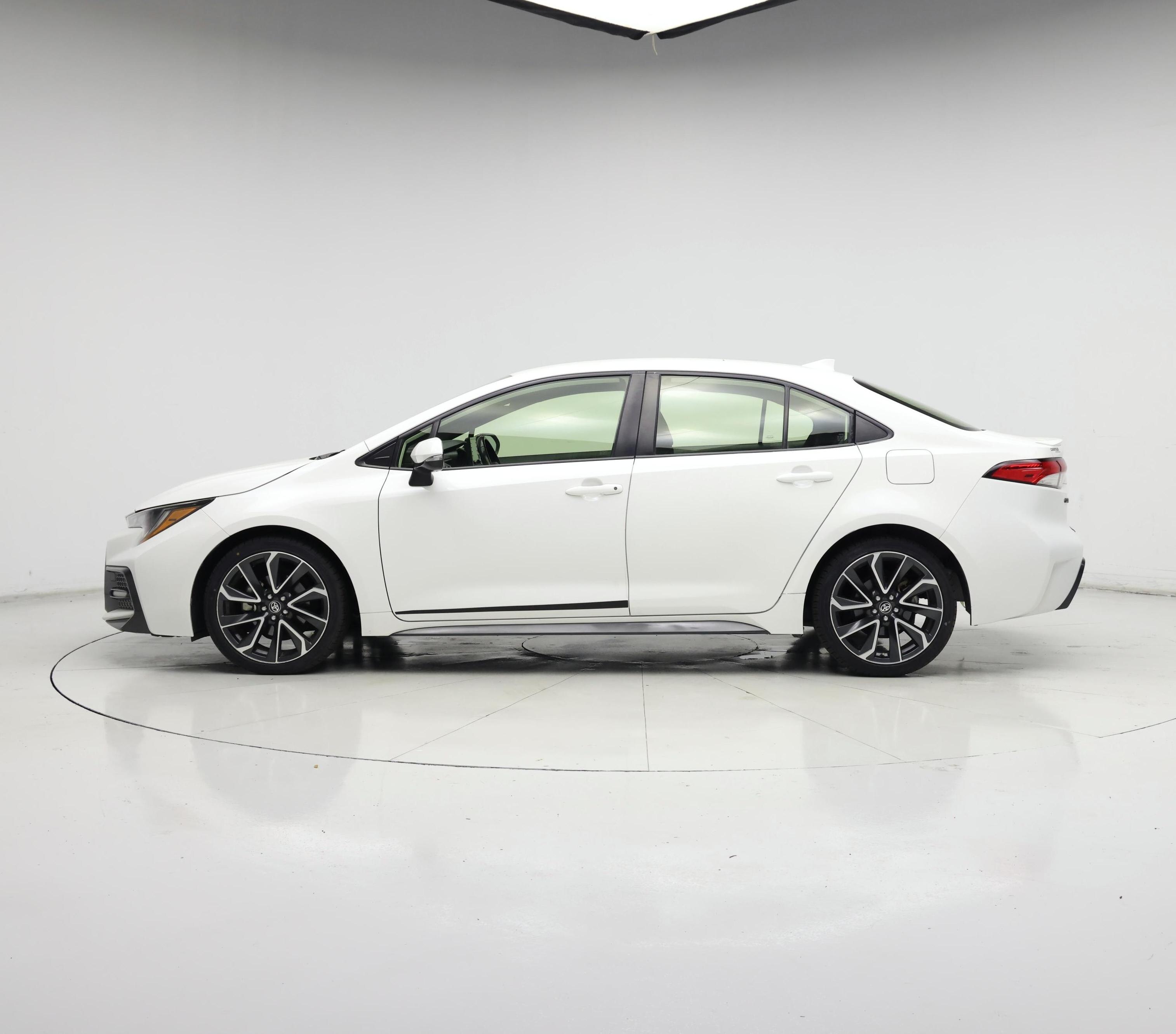 Thumbnail: 2022 Toyota Corolla - 3