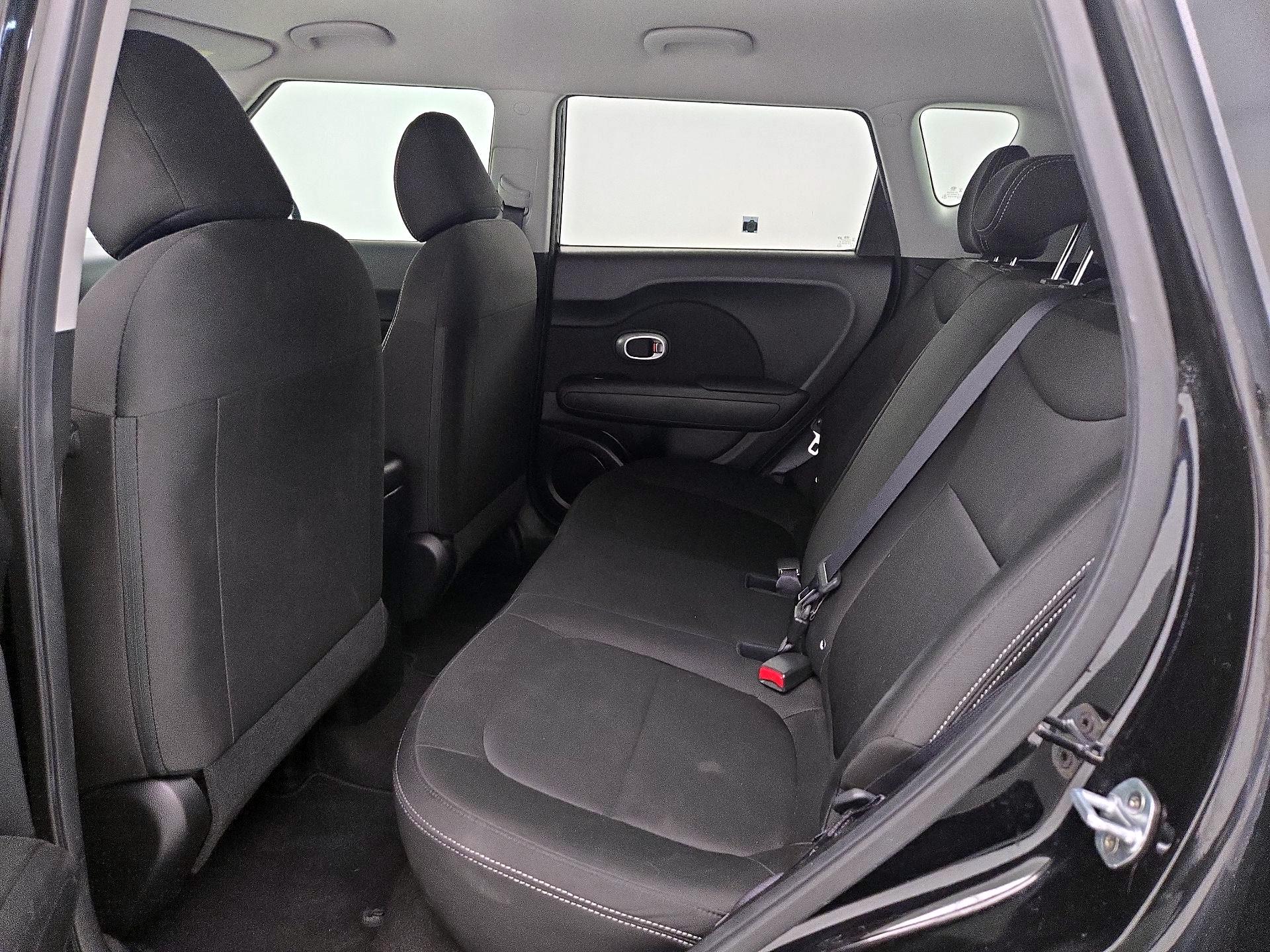 Thumbnail: 2018 Kia Soul - 18