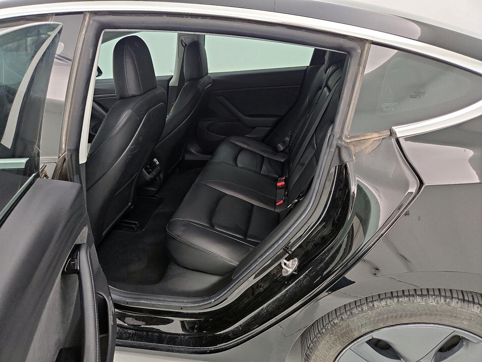 Thumbnail: 2019 Tesla Model 3 - 19