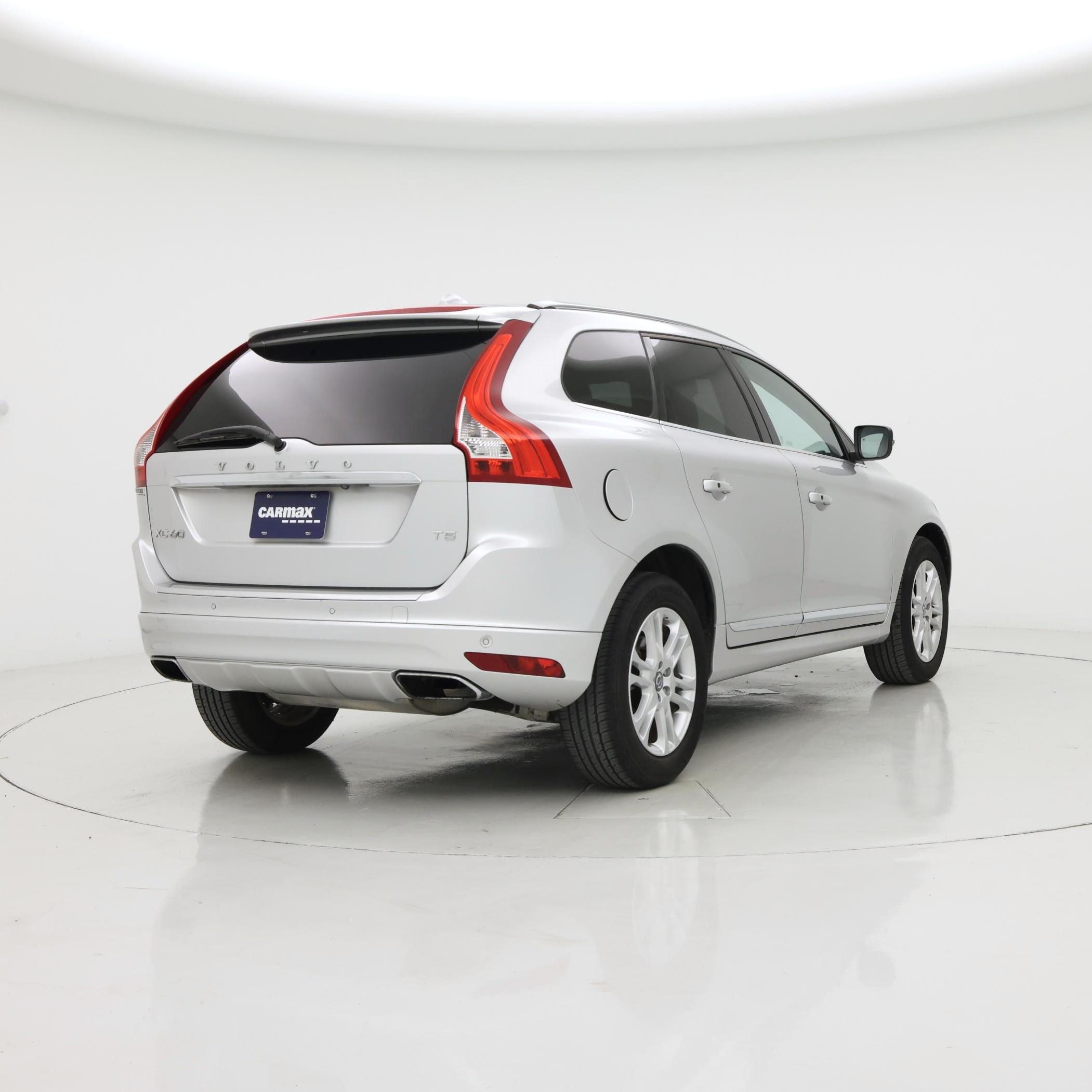 Thumbnail: 2015 Volvo XC60 - 8