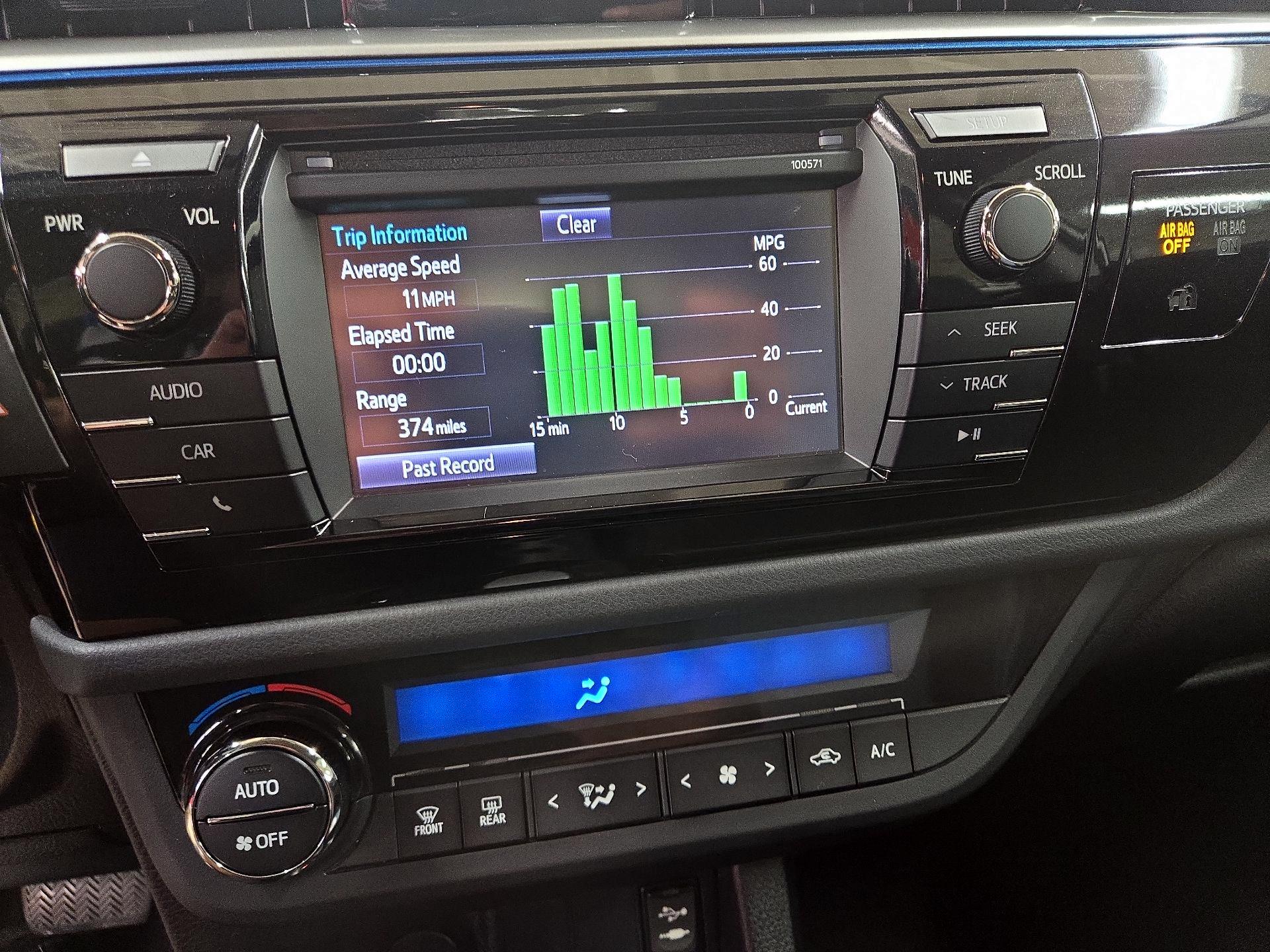 Thumbnail: 2016 Toyota Corolla - 15