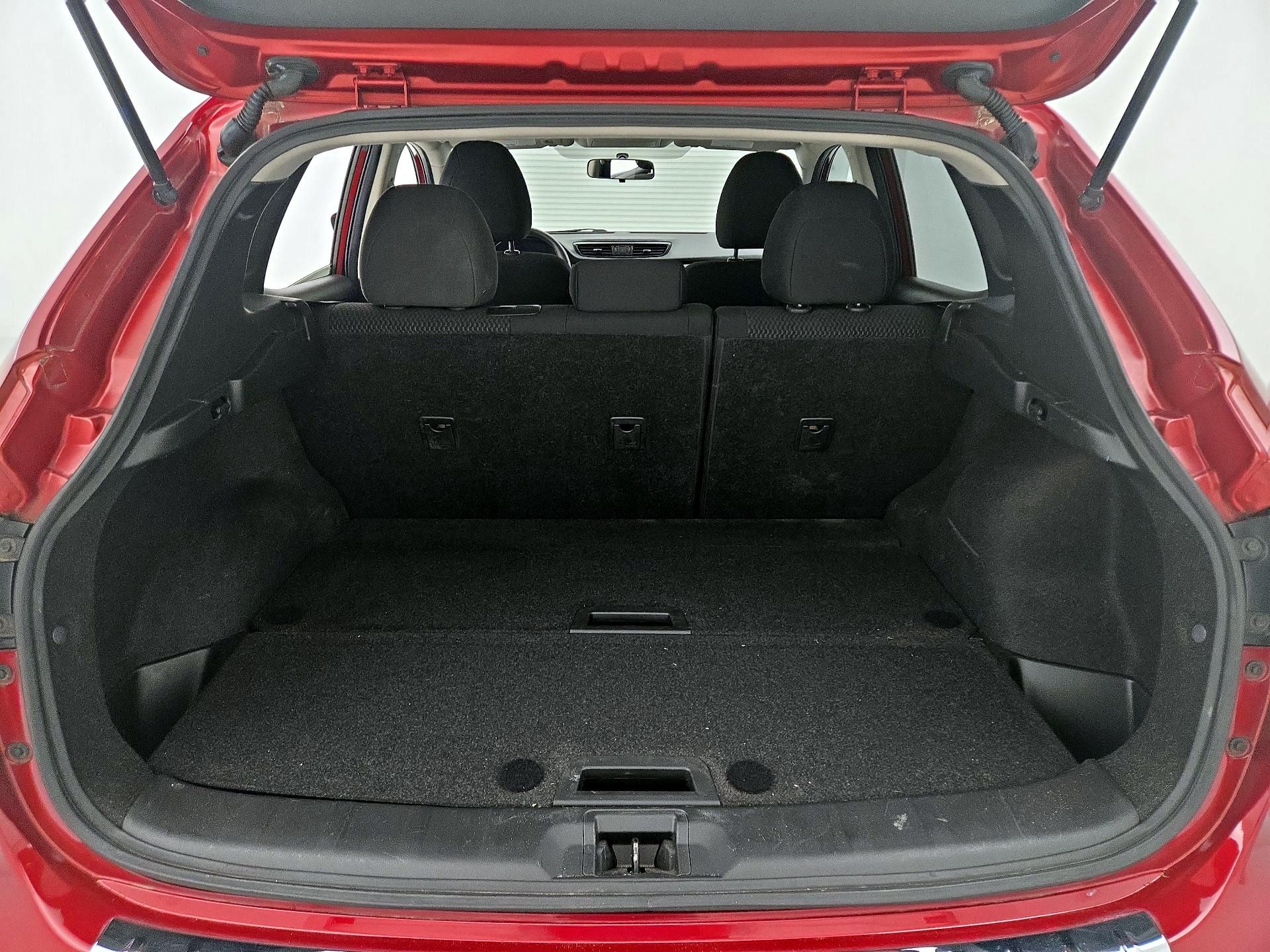 Thumbnail: 2019 Nissan Rogue Sport - 20