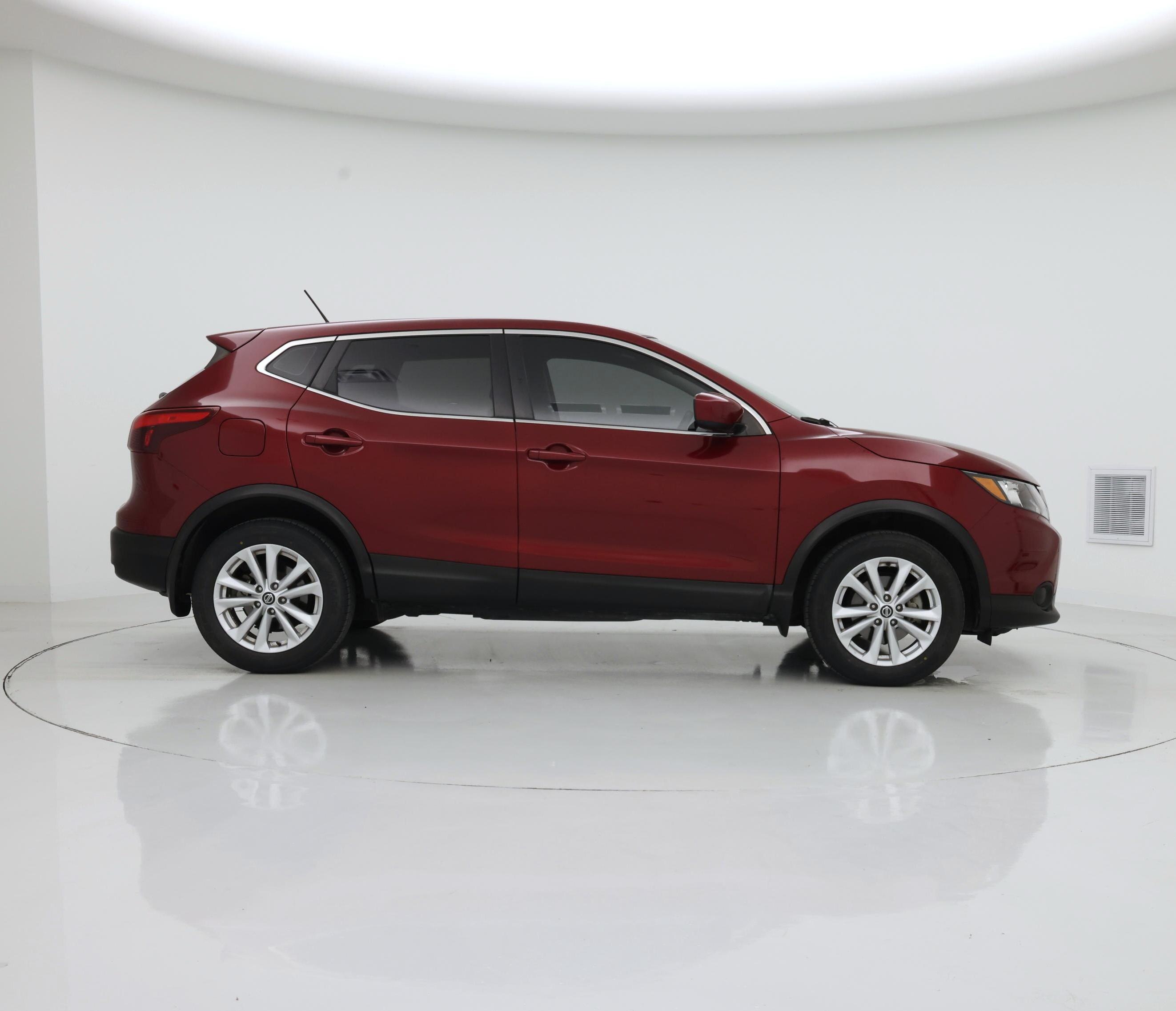 Thumbnail: 2019 Nissan Rogue Sport - 7