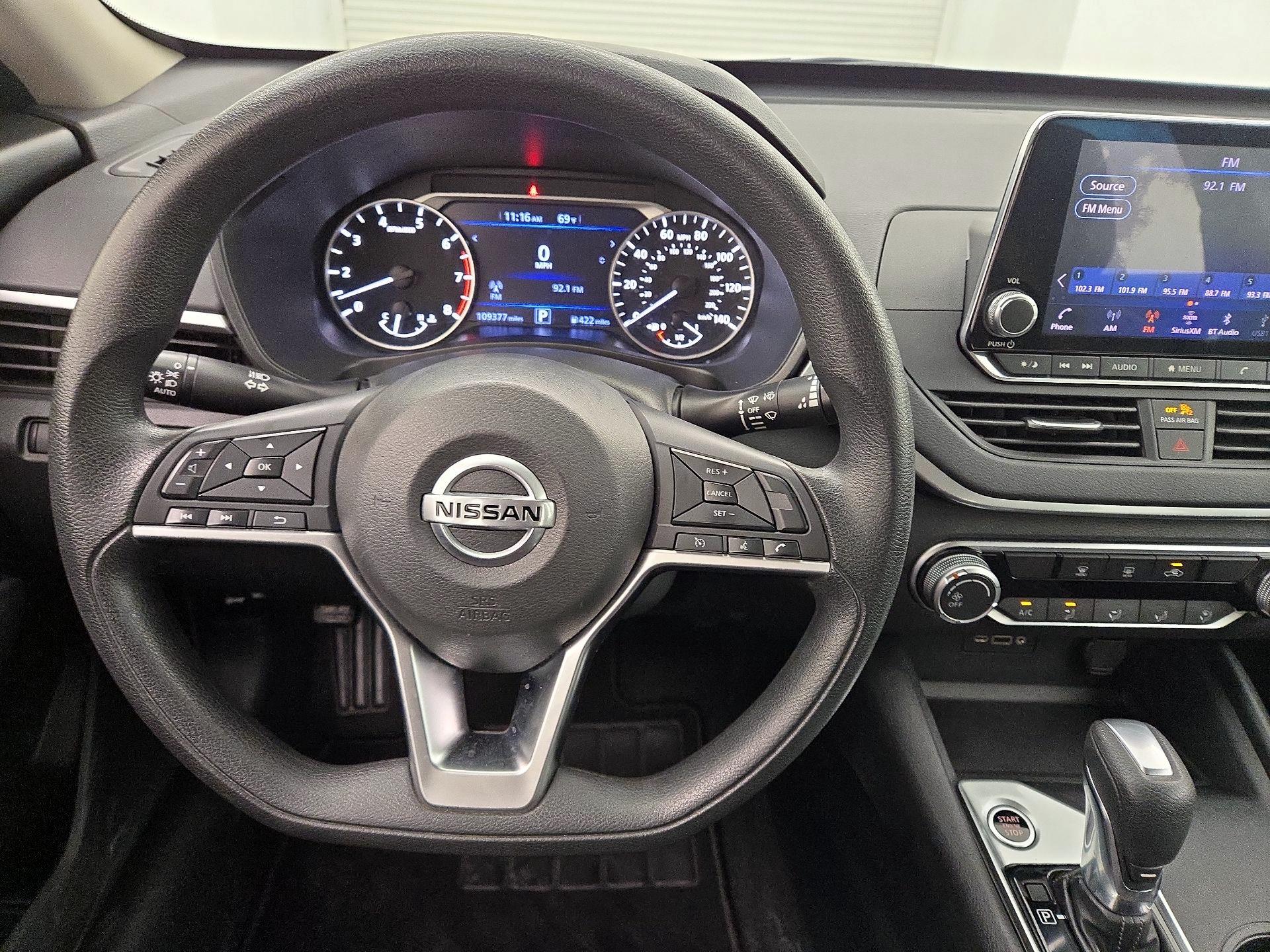 Thumbnail: 2019 Nissan Altima - 10