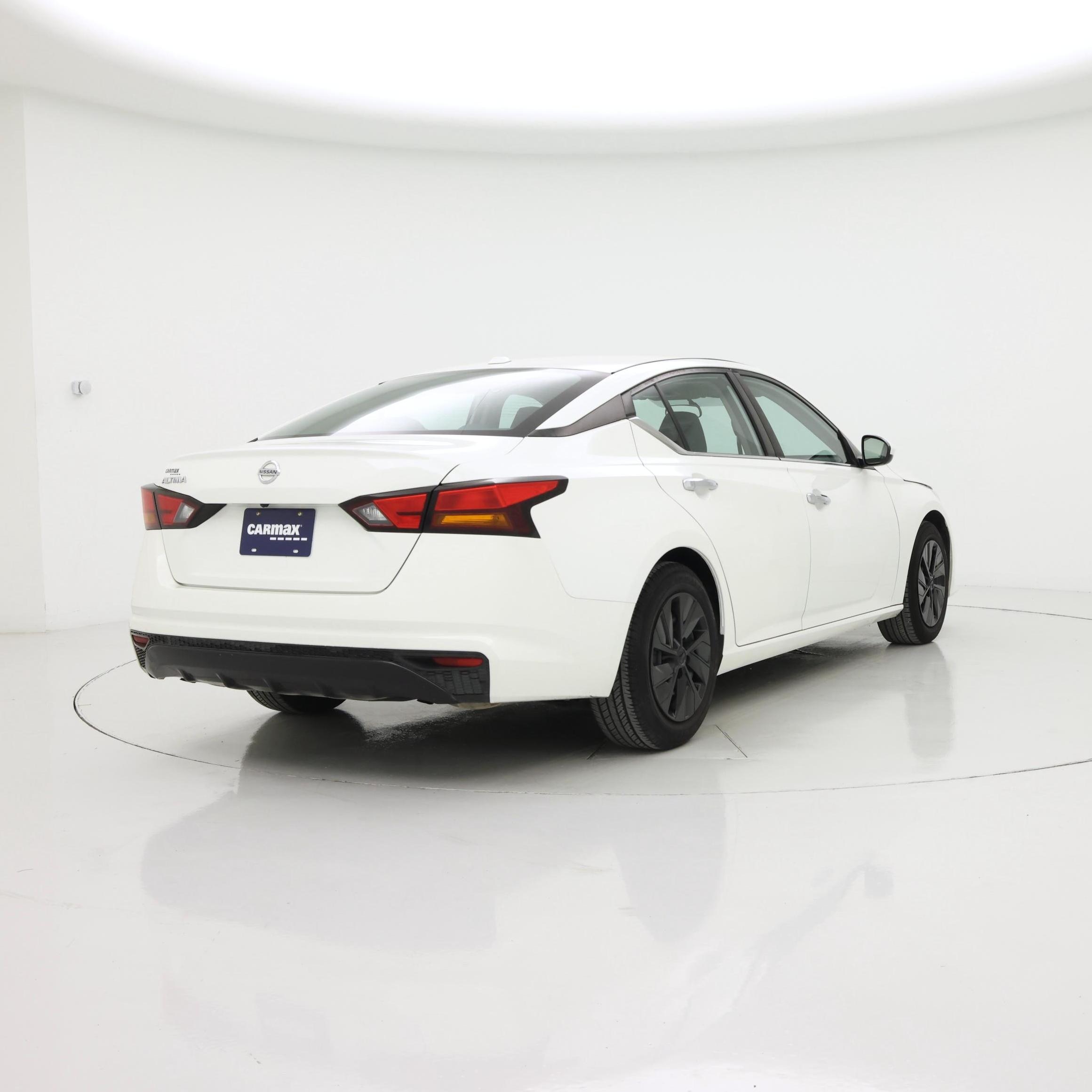 Thumbnail: 2019 Nissan Altima - 8