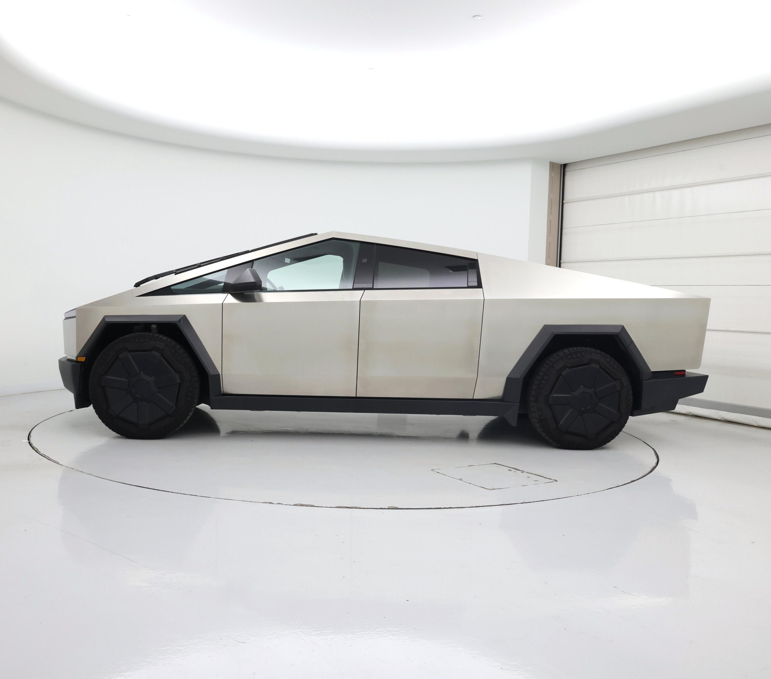Thumbnail: 2024 Tesla Cybertruck - 3