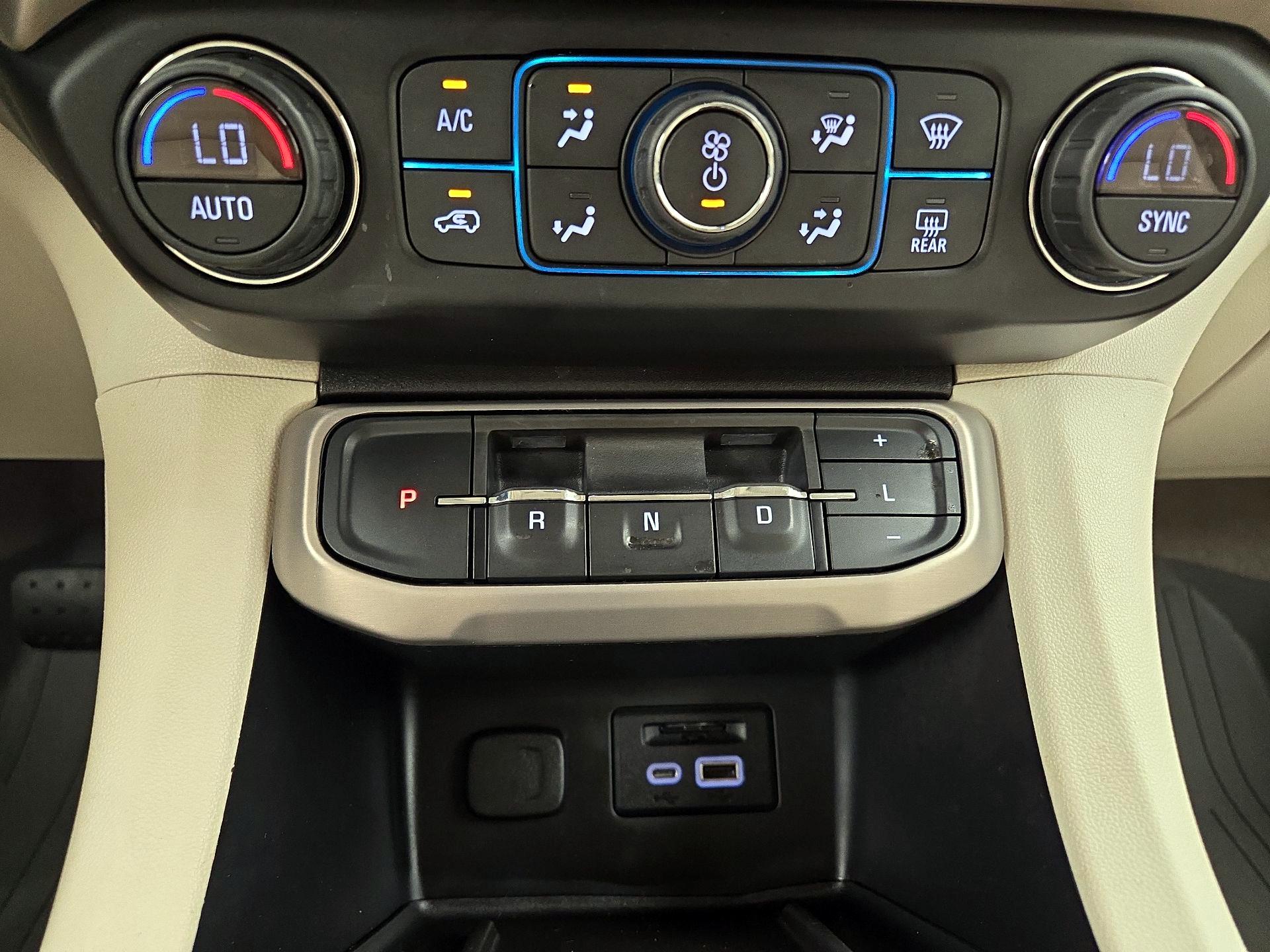 Thumbnail: 2021 GMC Acadia - 18