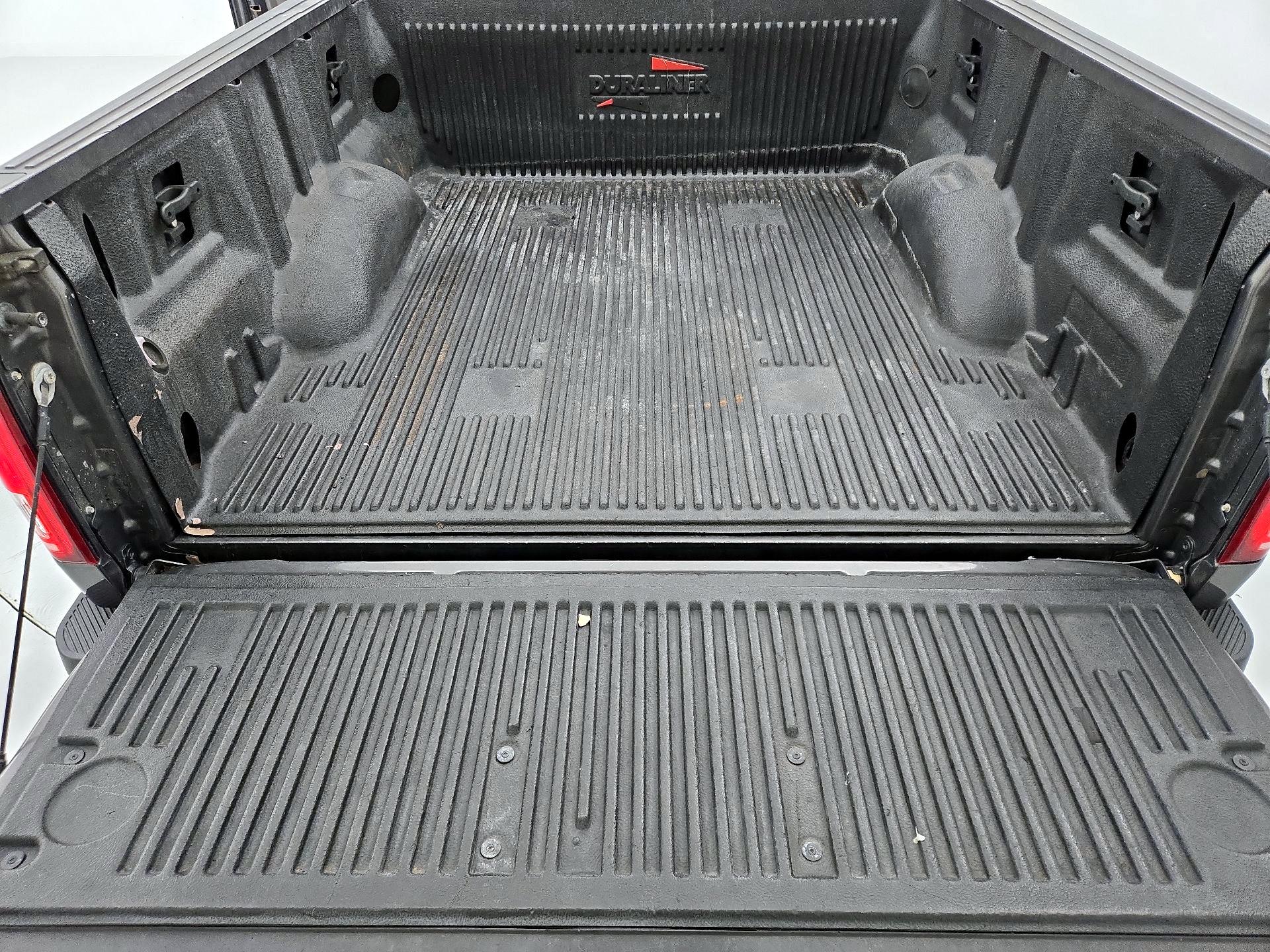 Thumbnail: 2015 Ford F-150 - 19