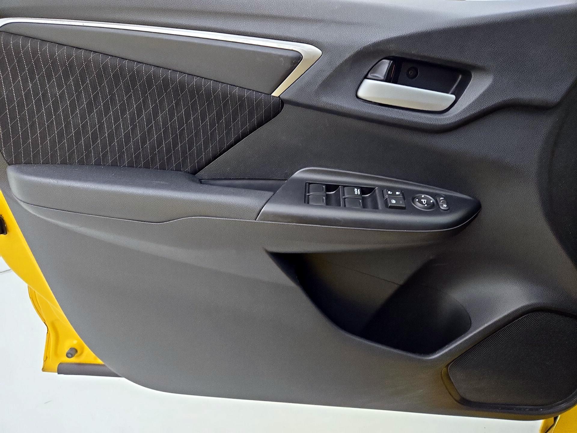 Thumbnail: 2019 Honda Fit - 12