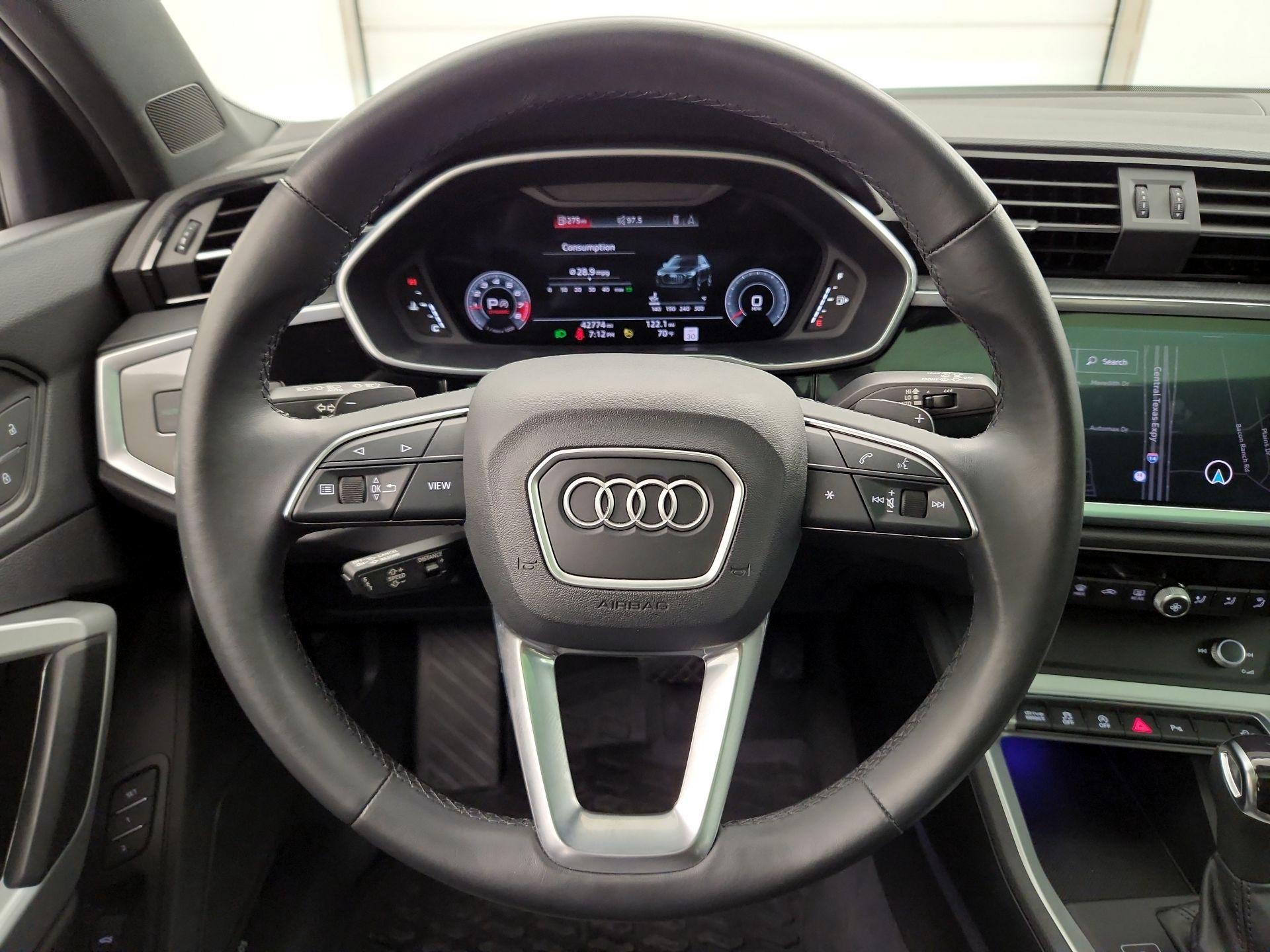 Thumbnail: 2022 Audi Q3 - 10