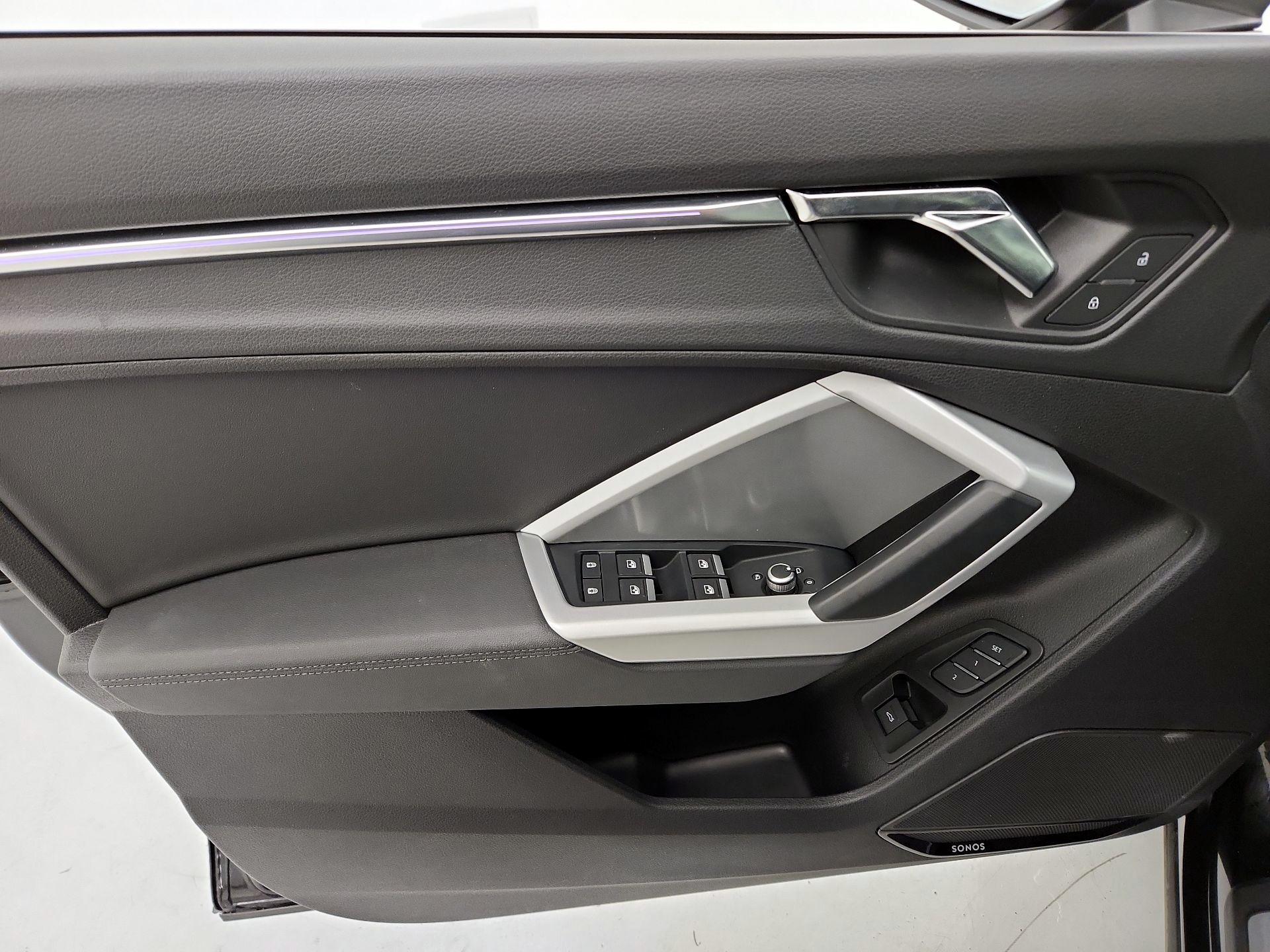 Thumbnail: 2022 Audi Q3 - 12