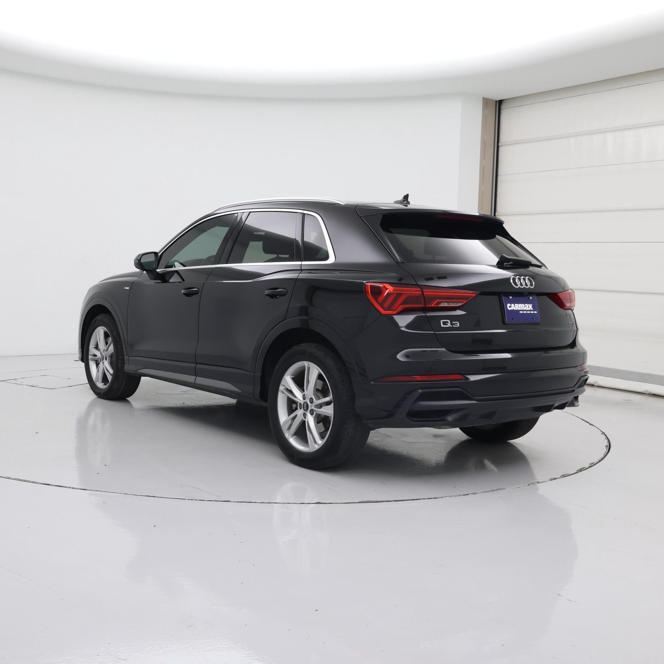 Thumbnail: 2022 Audi Q3 - 2
