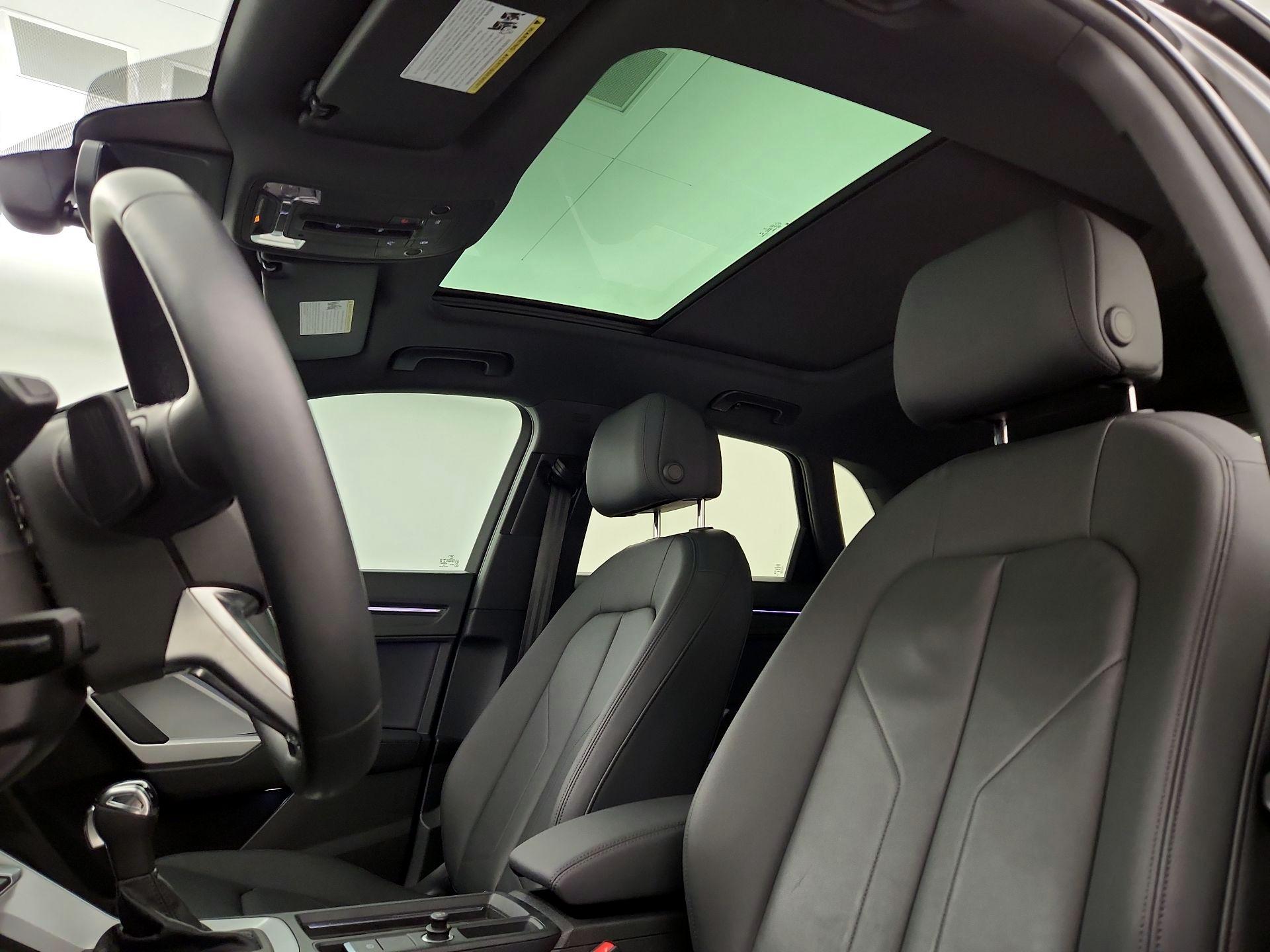 Thumbnail: 2022 Audi Q3 - 20