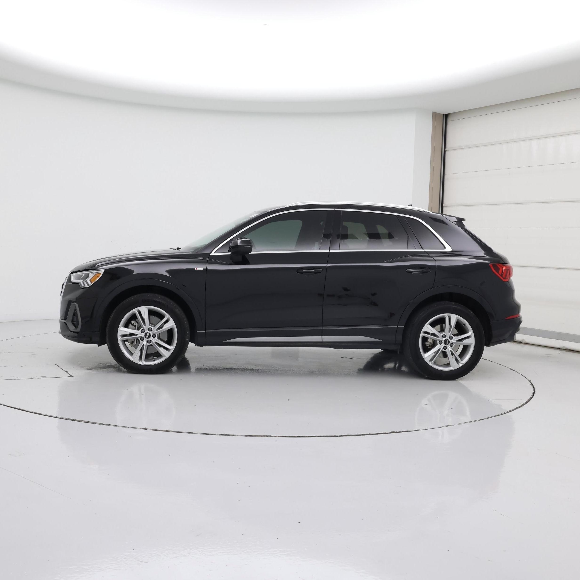 Thumbnail: 2022 Audi Q3 - 3