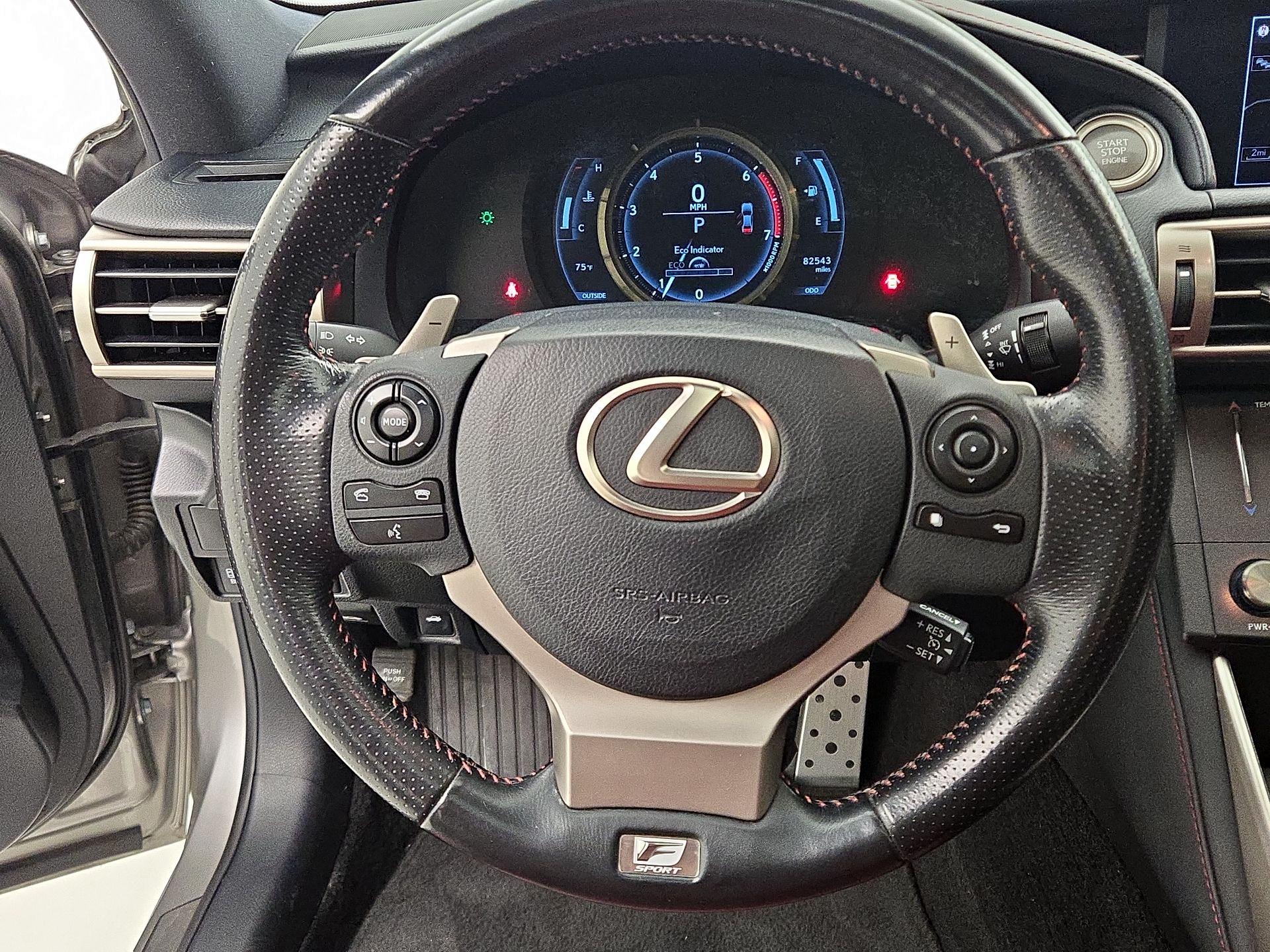 Thumbnail: 2016 Lexus IS - 10