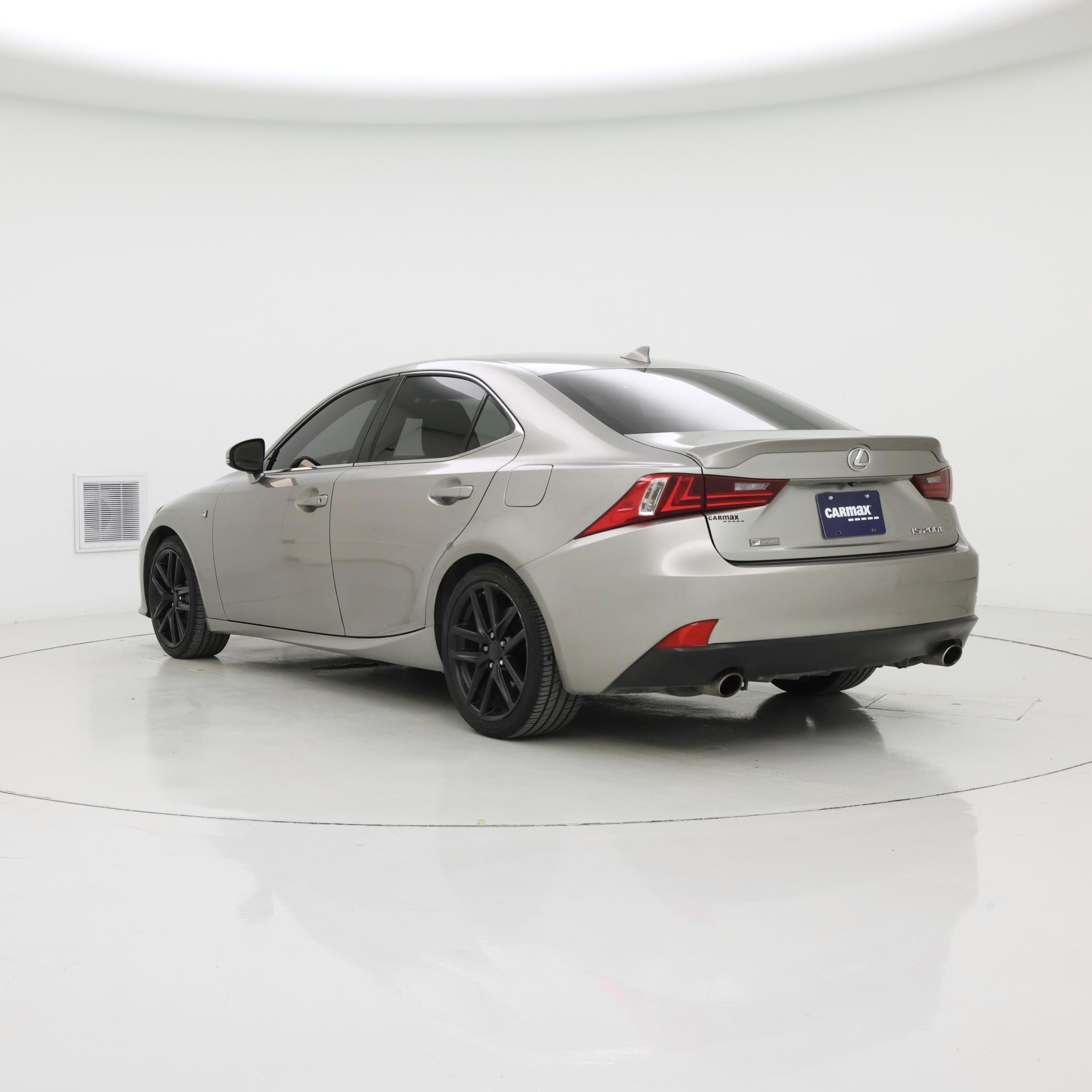 Thumbnail: 2016 Lexus IS - 2