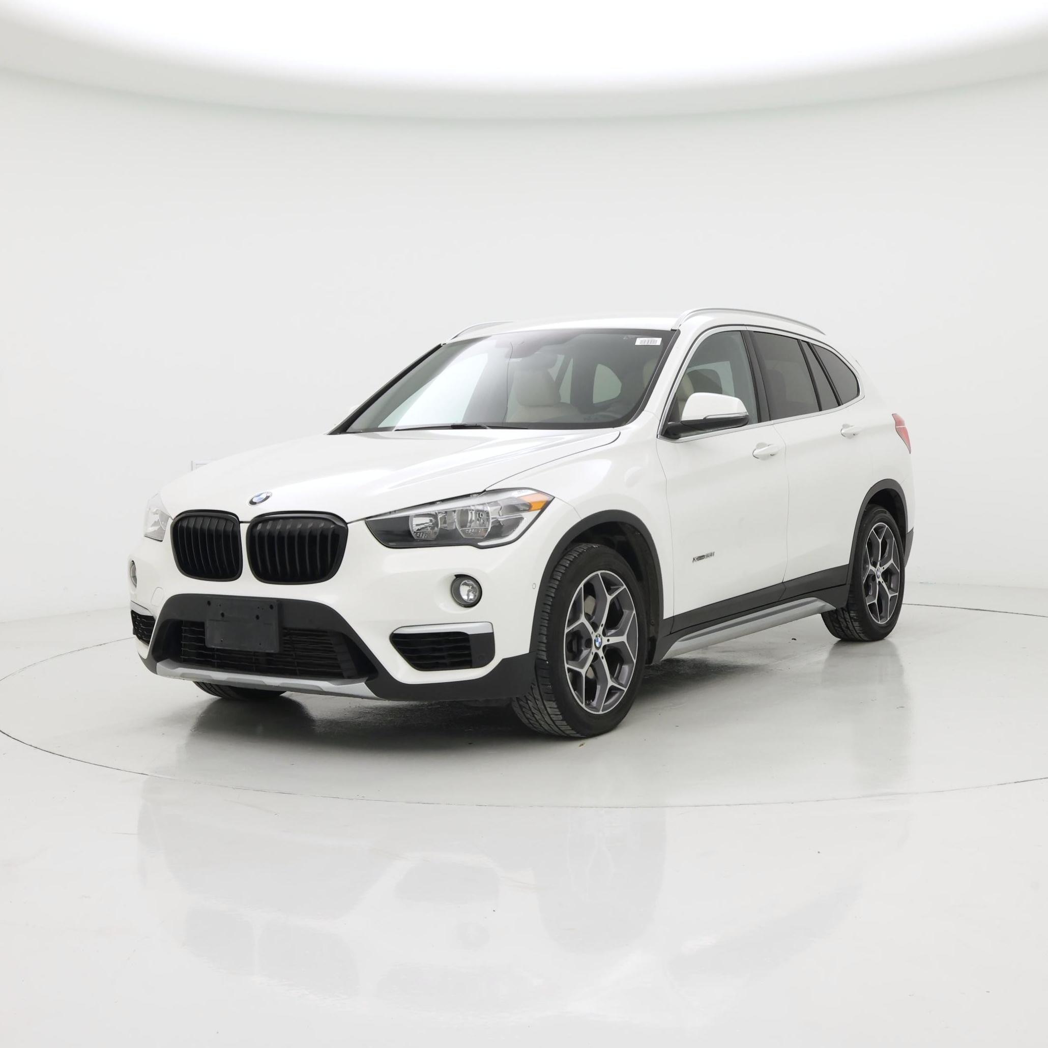 Thumbnail: 2018 BMW X1 - 4
