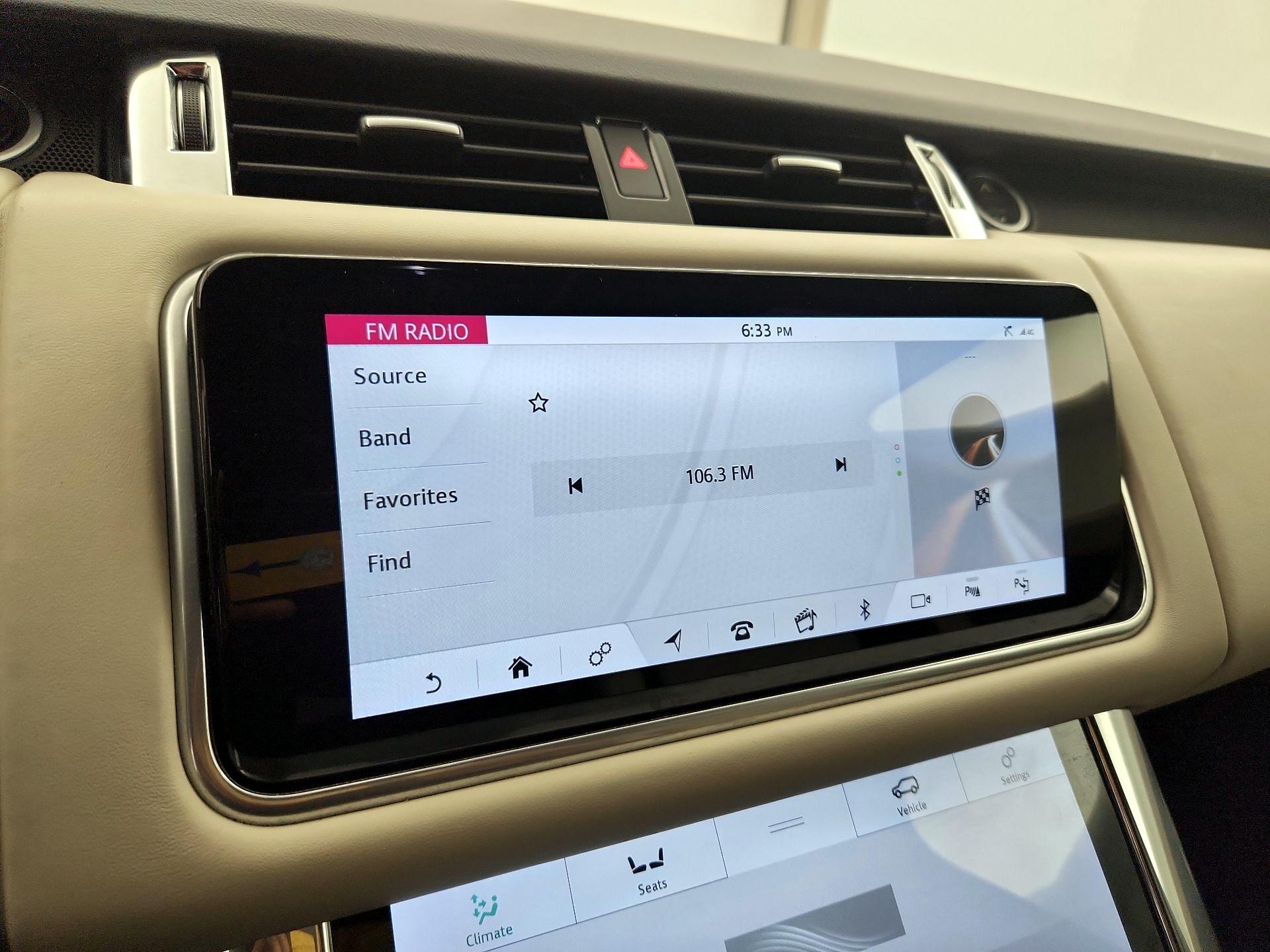 Thumbnail: 2022 Land Rover Range Rover Sport - 16
