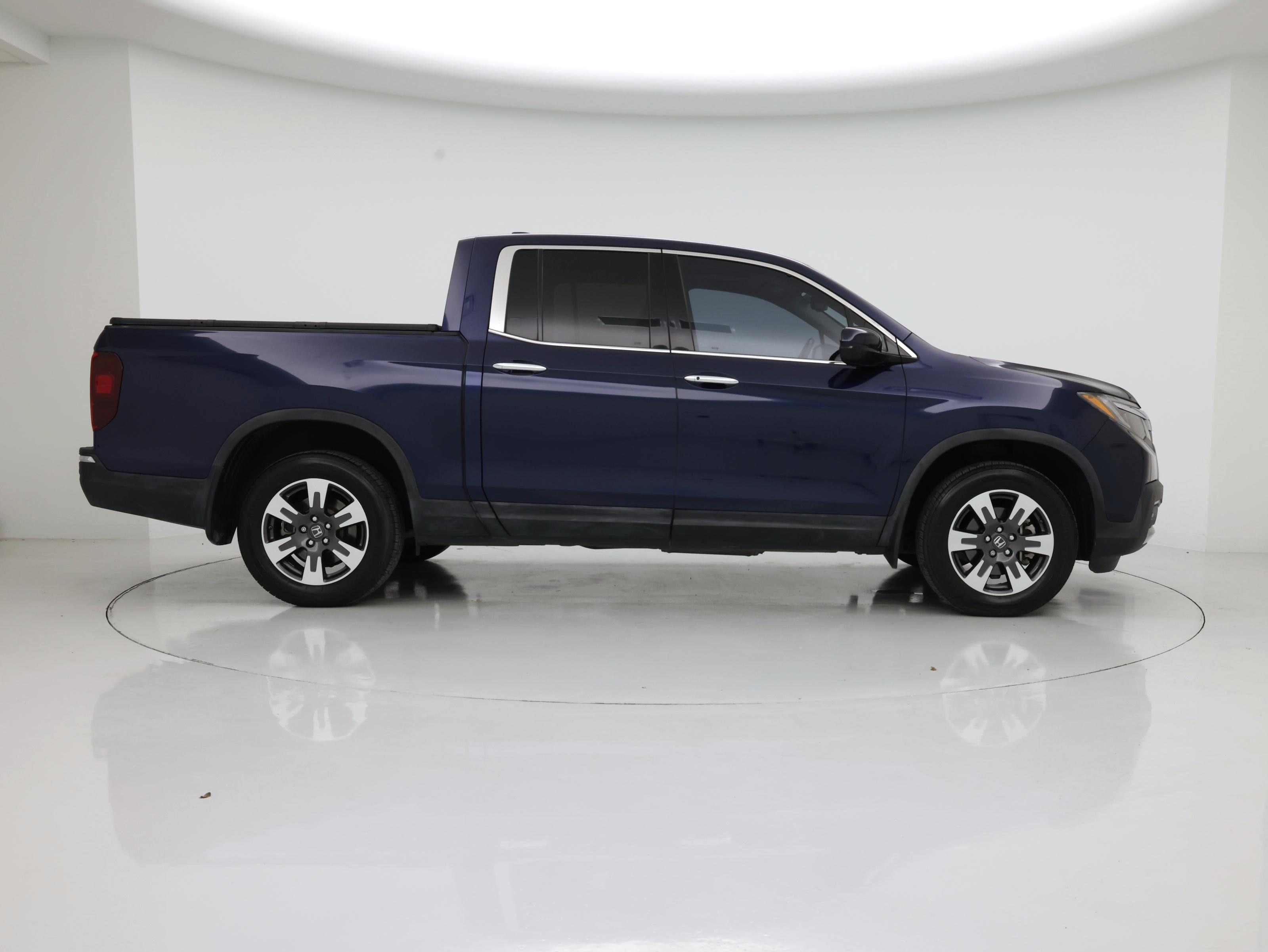 Thumbnail: 2017 Honda Ridgeline - 7