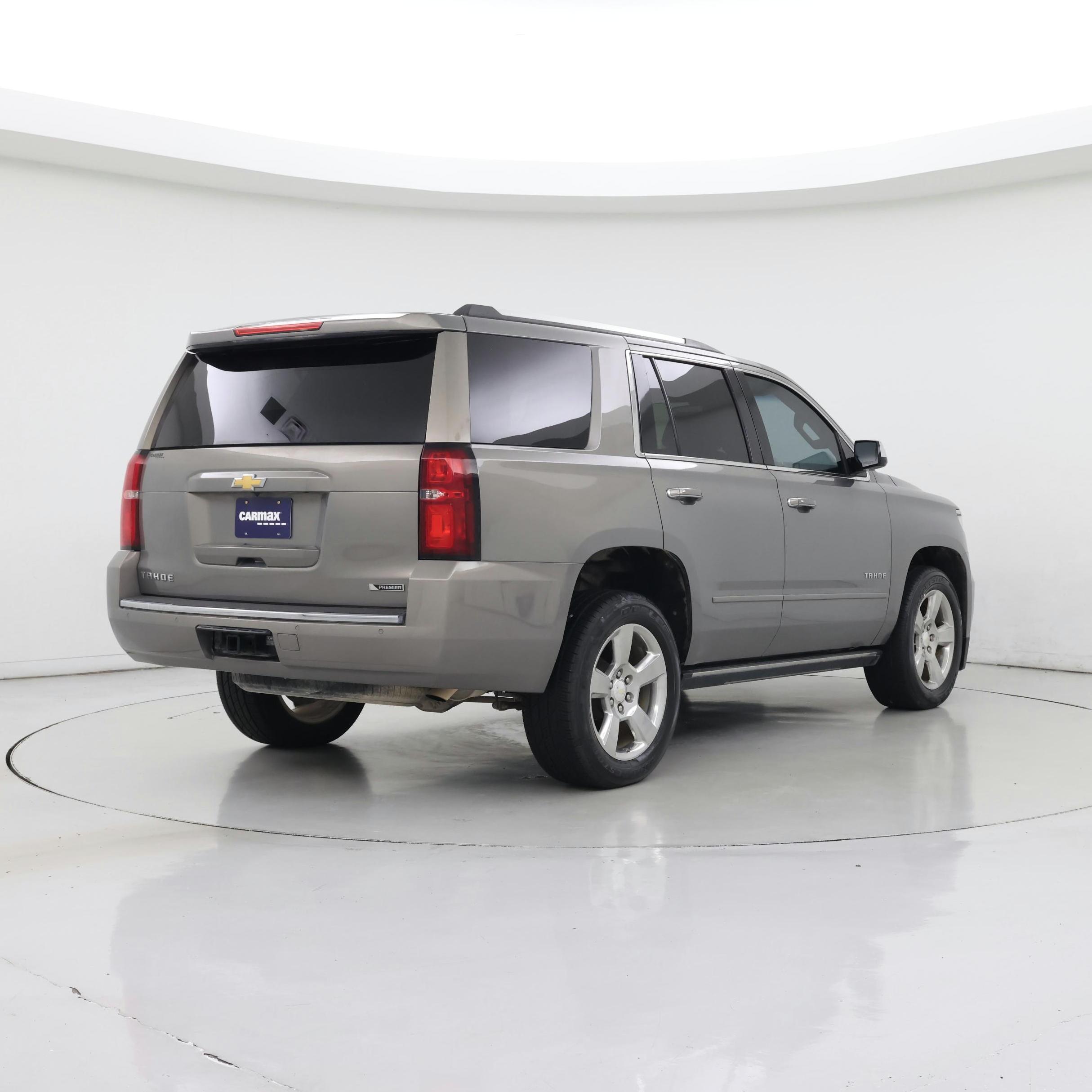 Thumbnail: 2017 Chevrolet Tahoe - 8