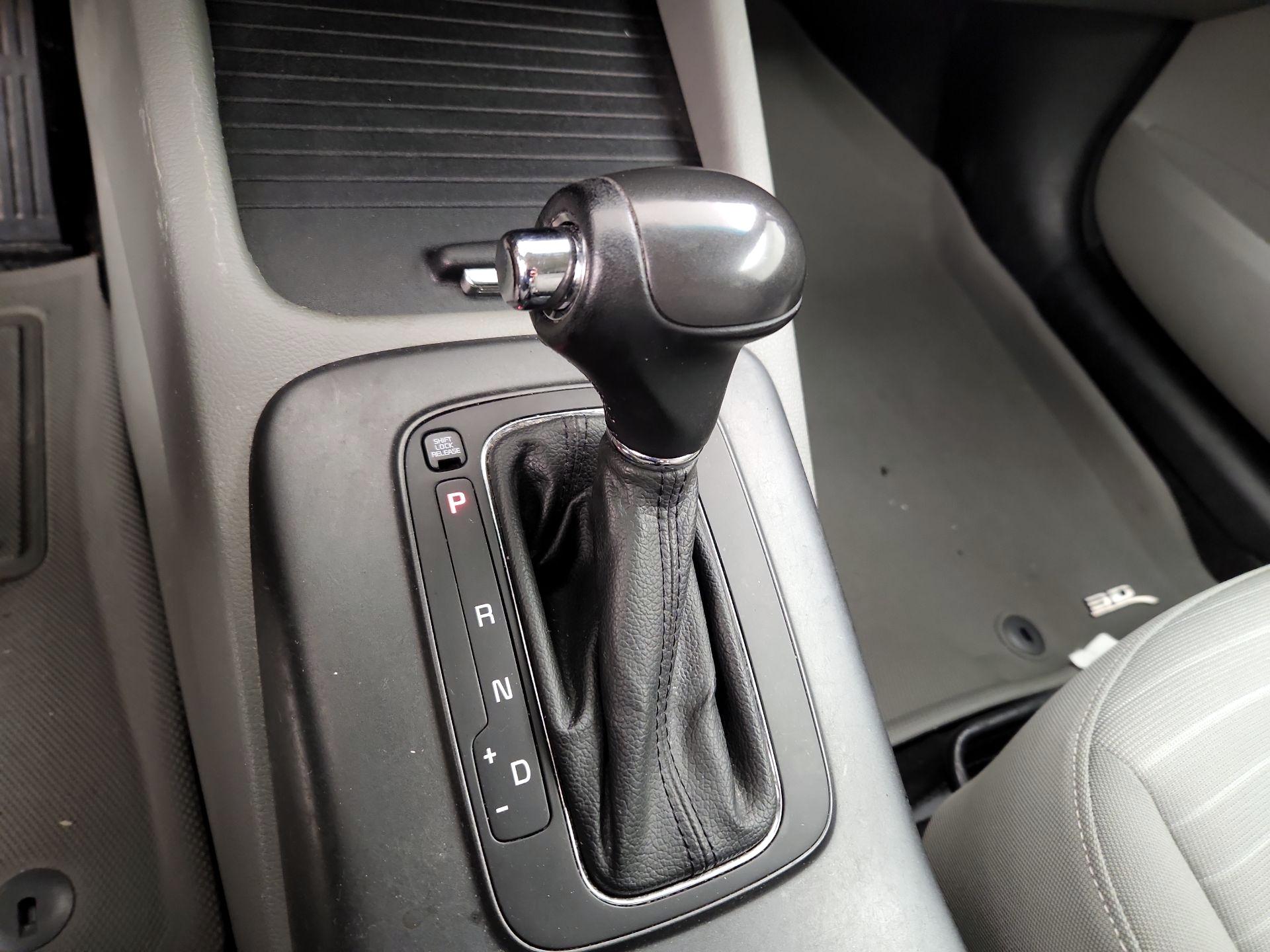 Thumbnail: 2014 Kia Forte - 17