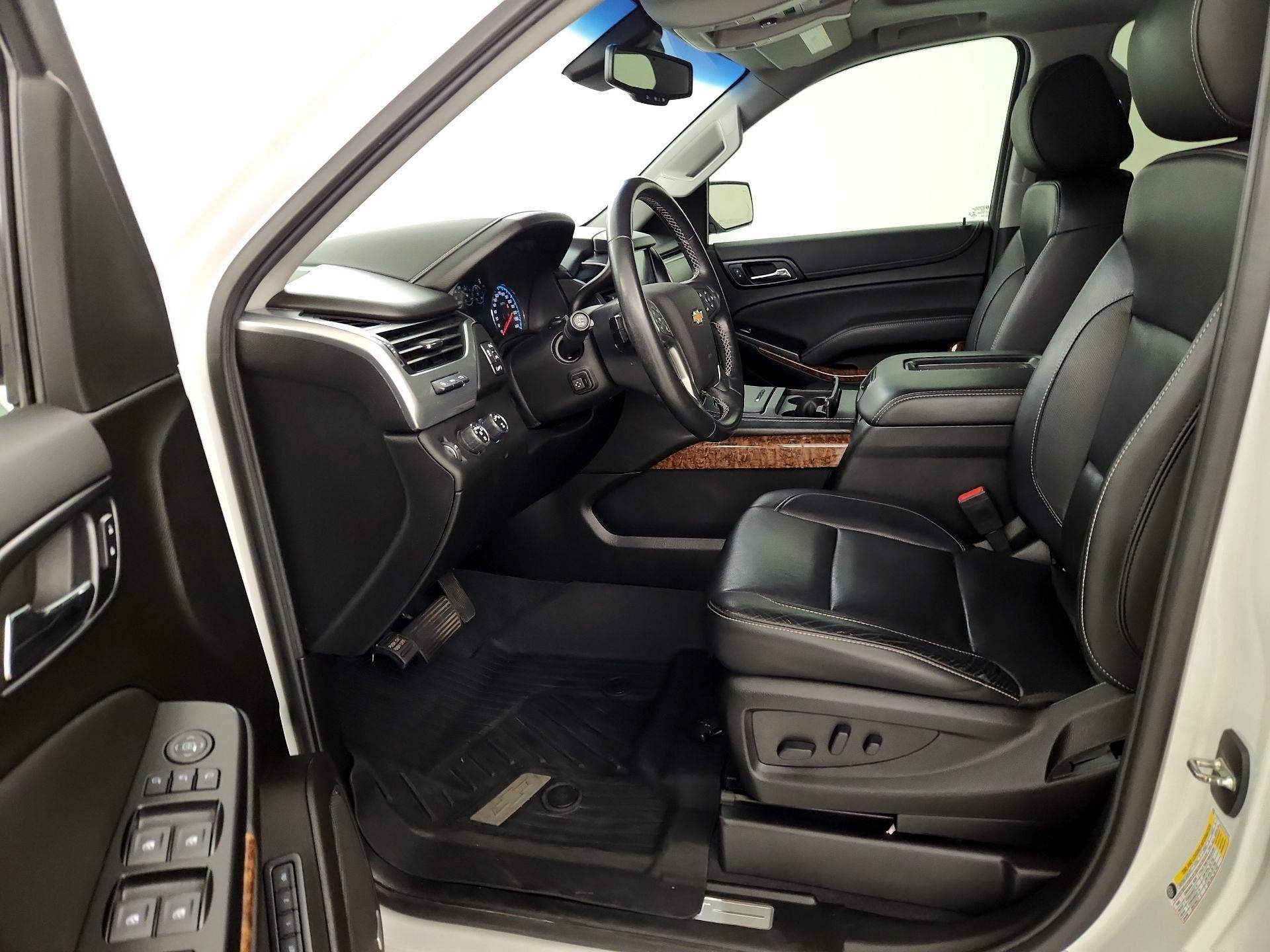 Thumbnail: 2019 Chevrolet Tahoe - 11