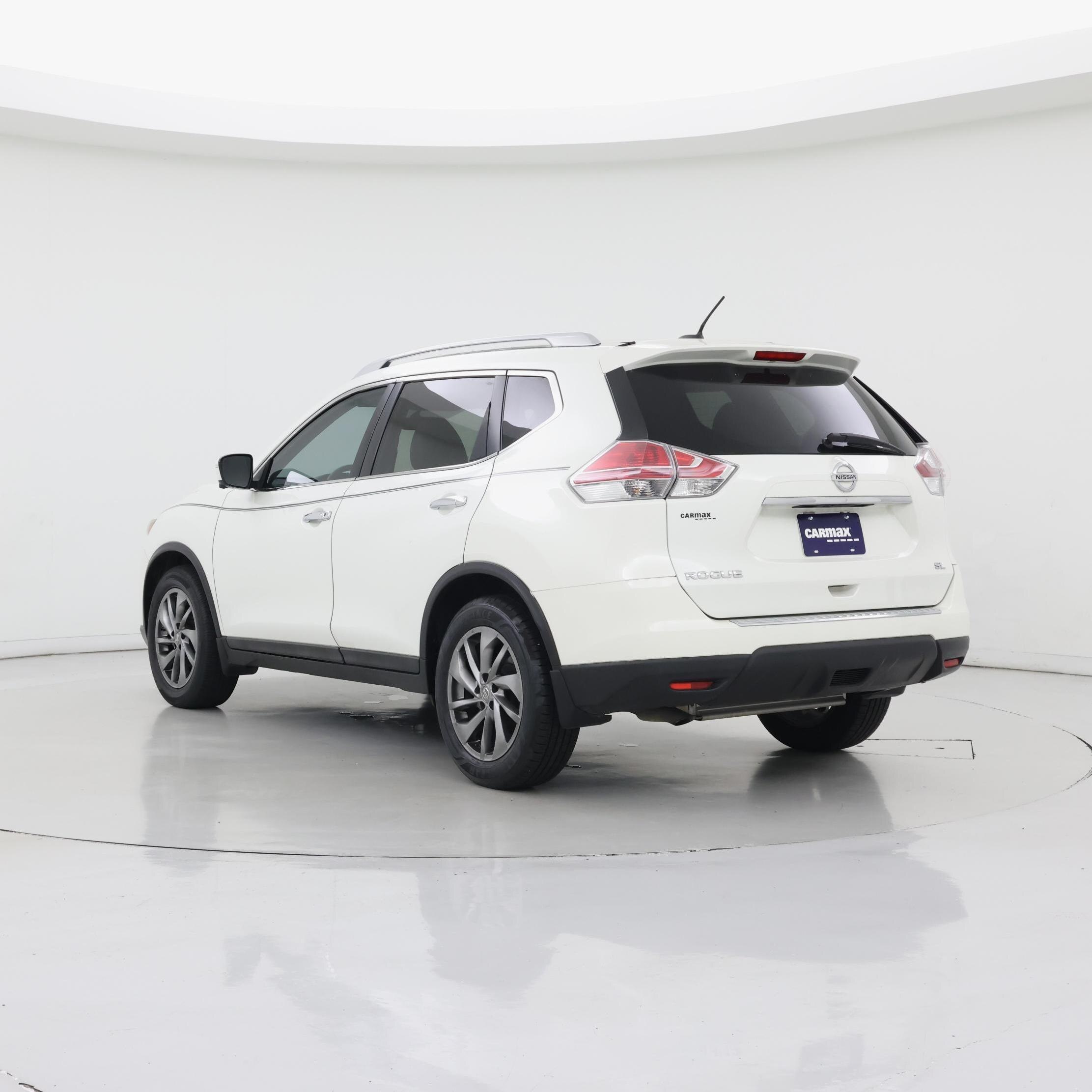 Thumbnail: 2015 Nissan Rogue - 2