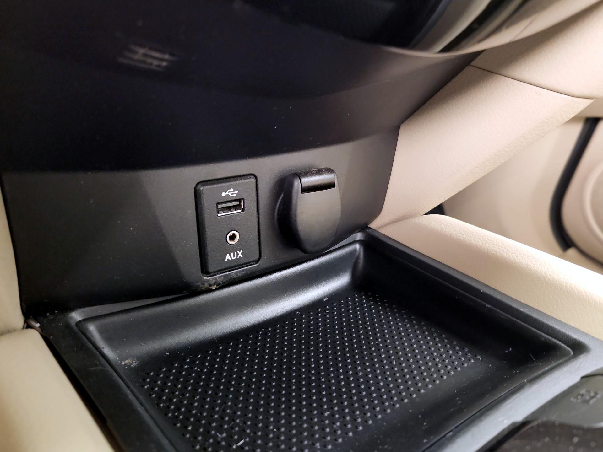 Thumbnail: 2015 Nissan Rogue - 19