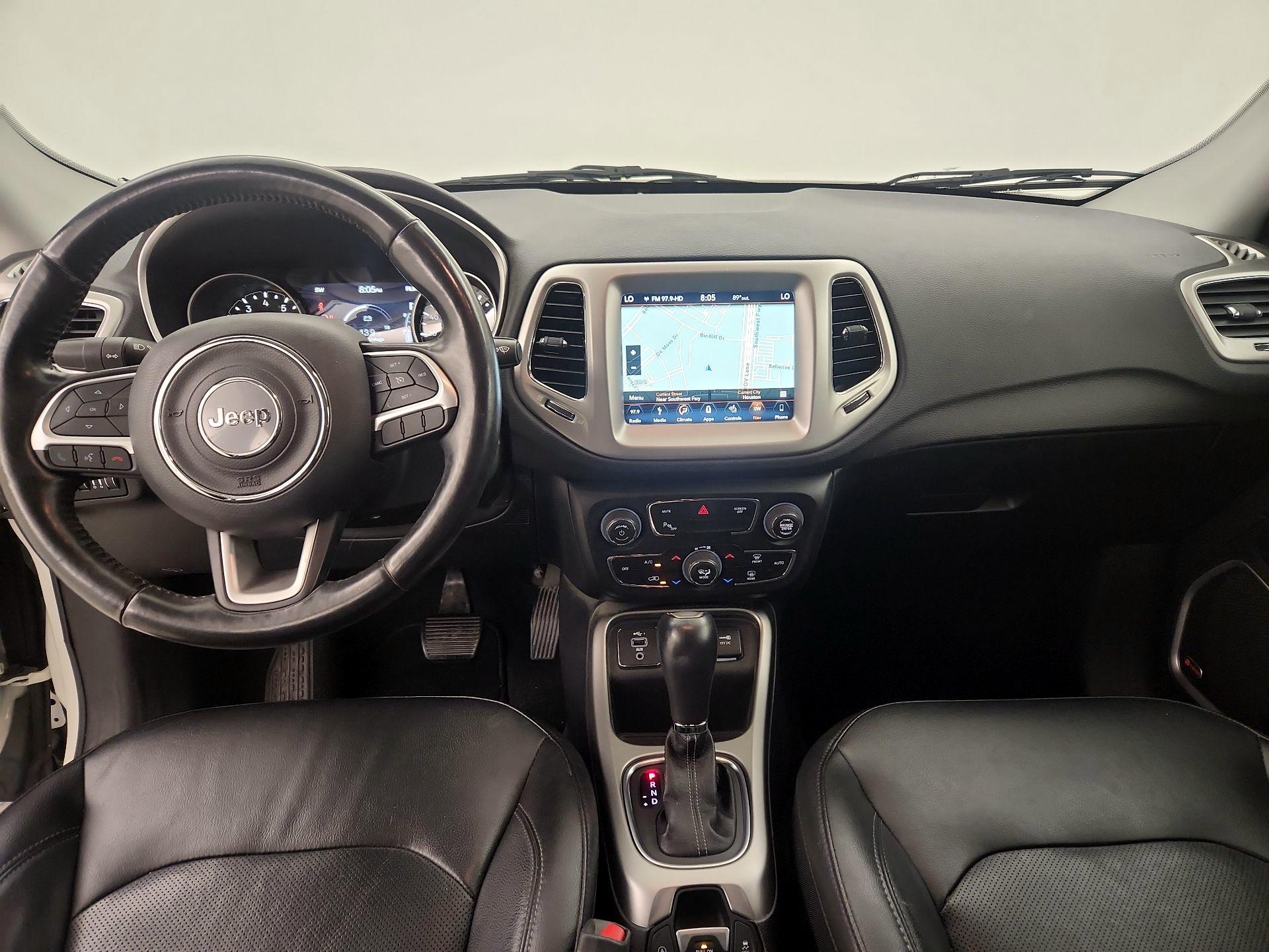 Thumbnail: 2019 Jeep Compass - 9