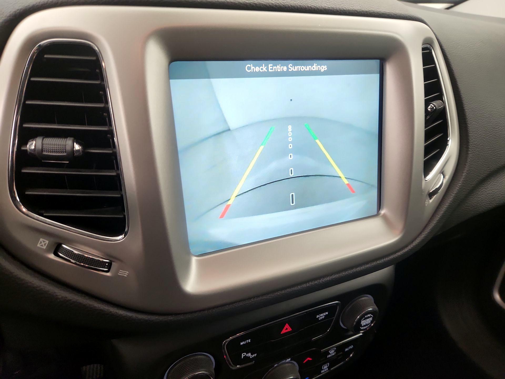 Thumbnail: 2019 Jeep Compass - 15