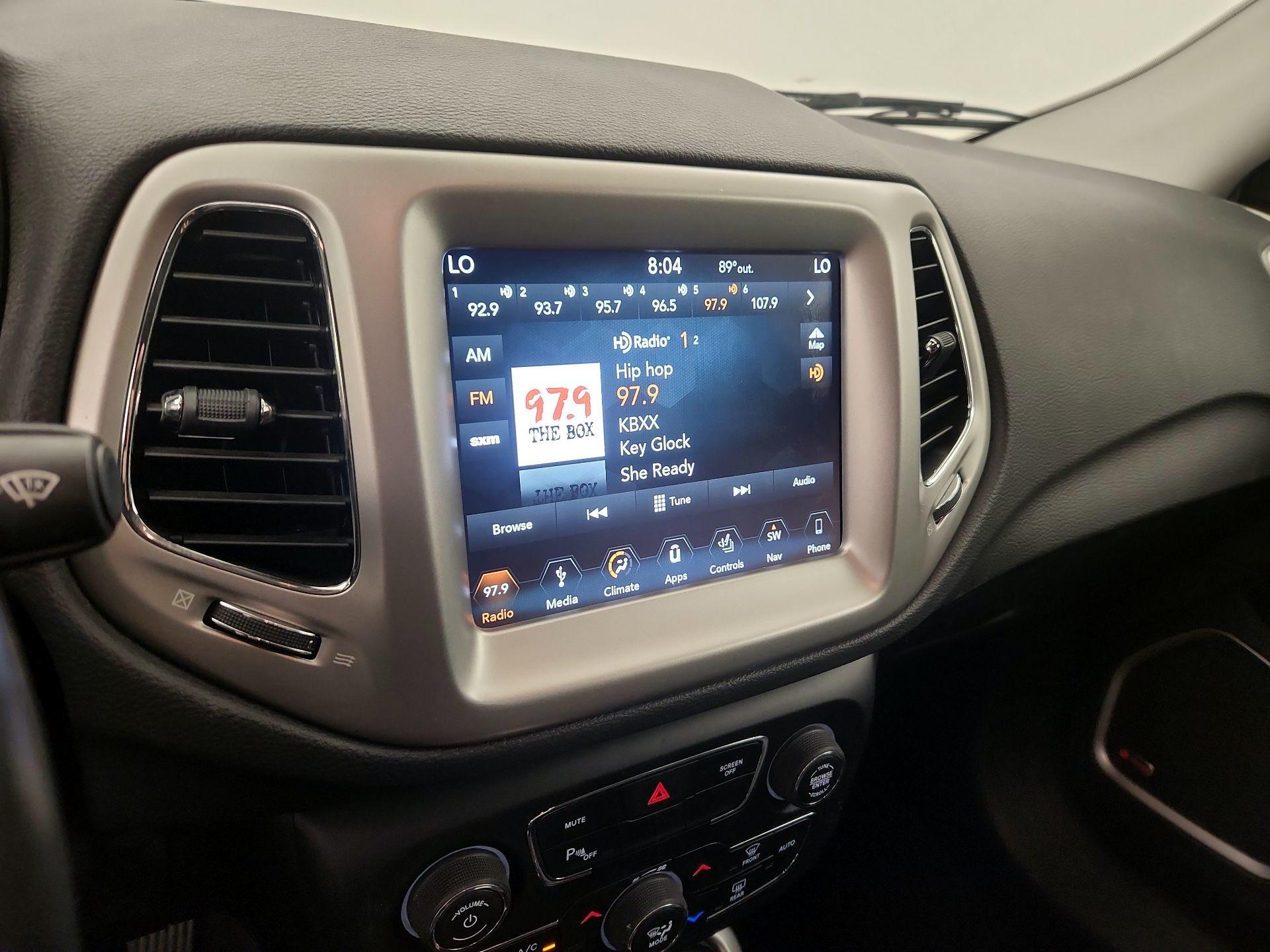 Thumbnail: 2019 Jeep Compass - 16