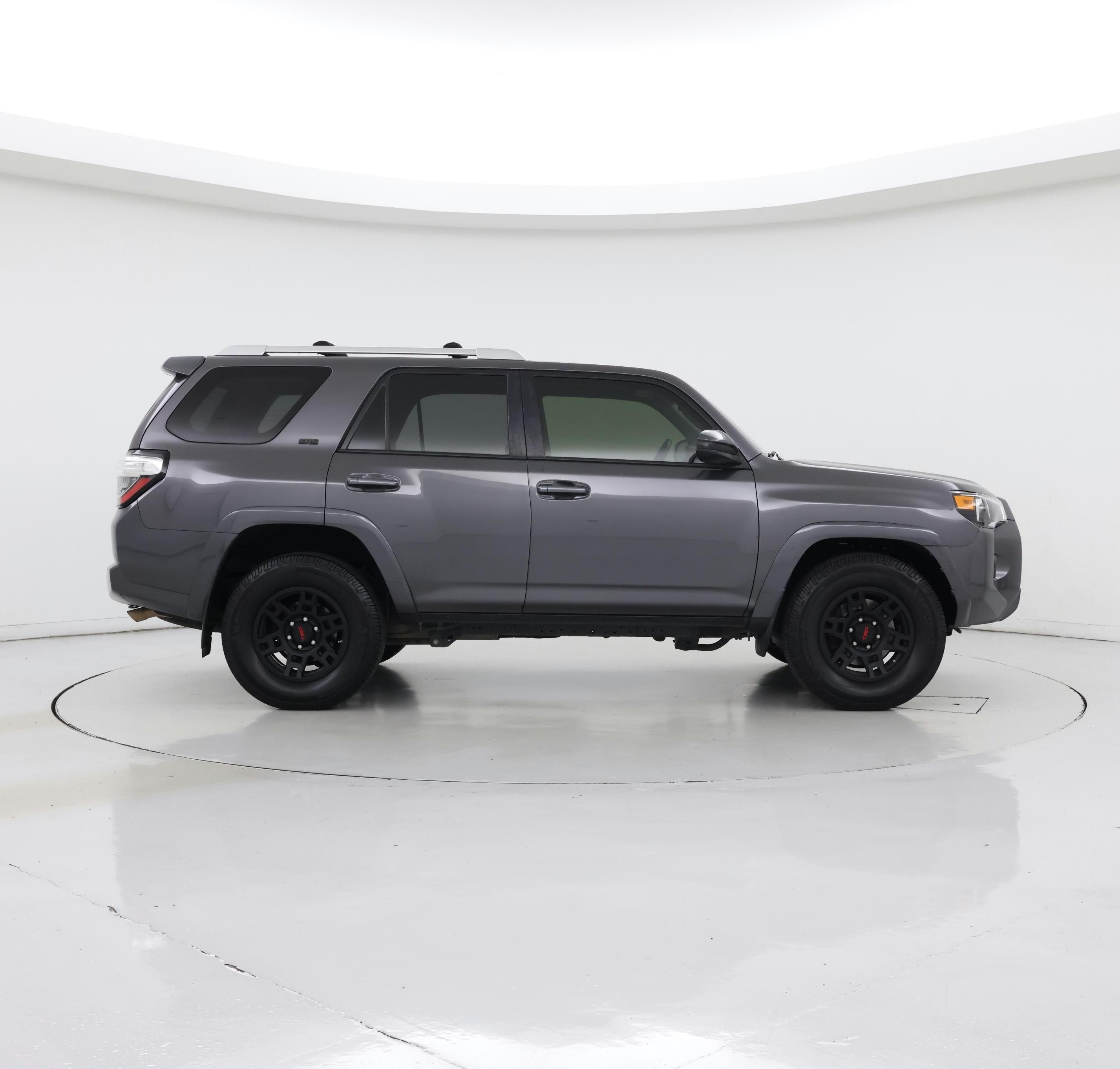 Thumbnail: 2016 Toyota 4Runner - 7