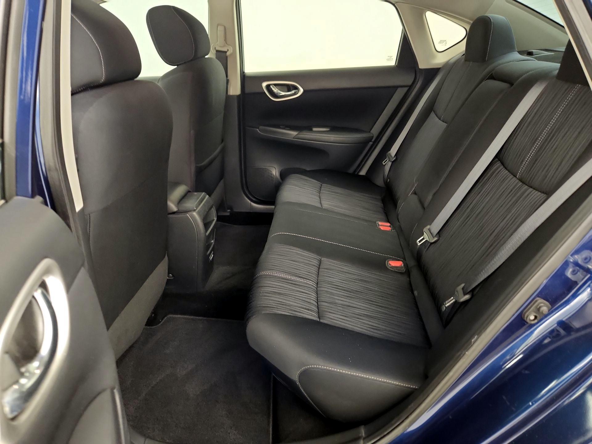 Thumbnail: 2017 Nissan Sentra - 20