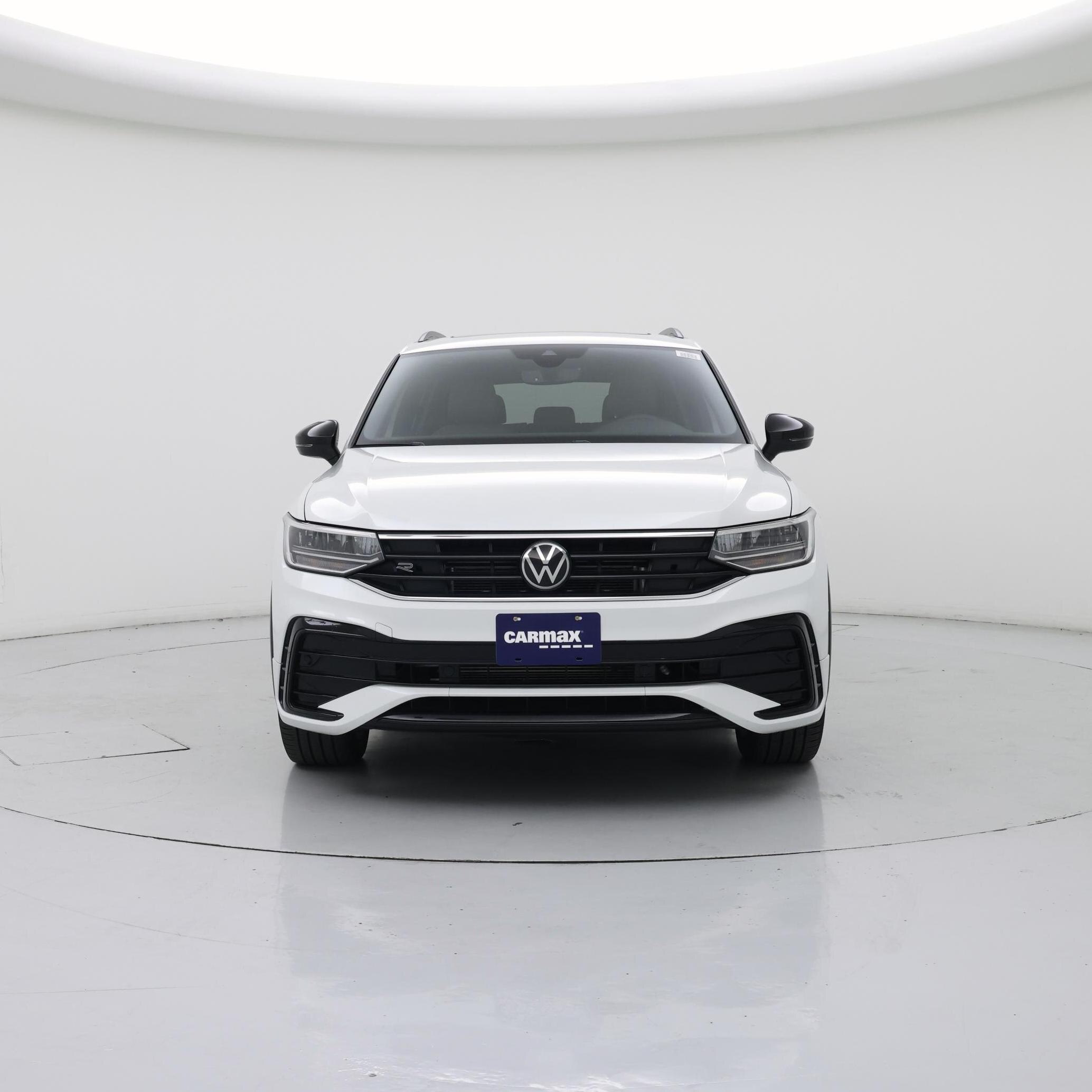 Thumbnail: 2023 Volkswagen Tiguan - 5