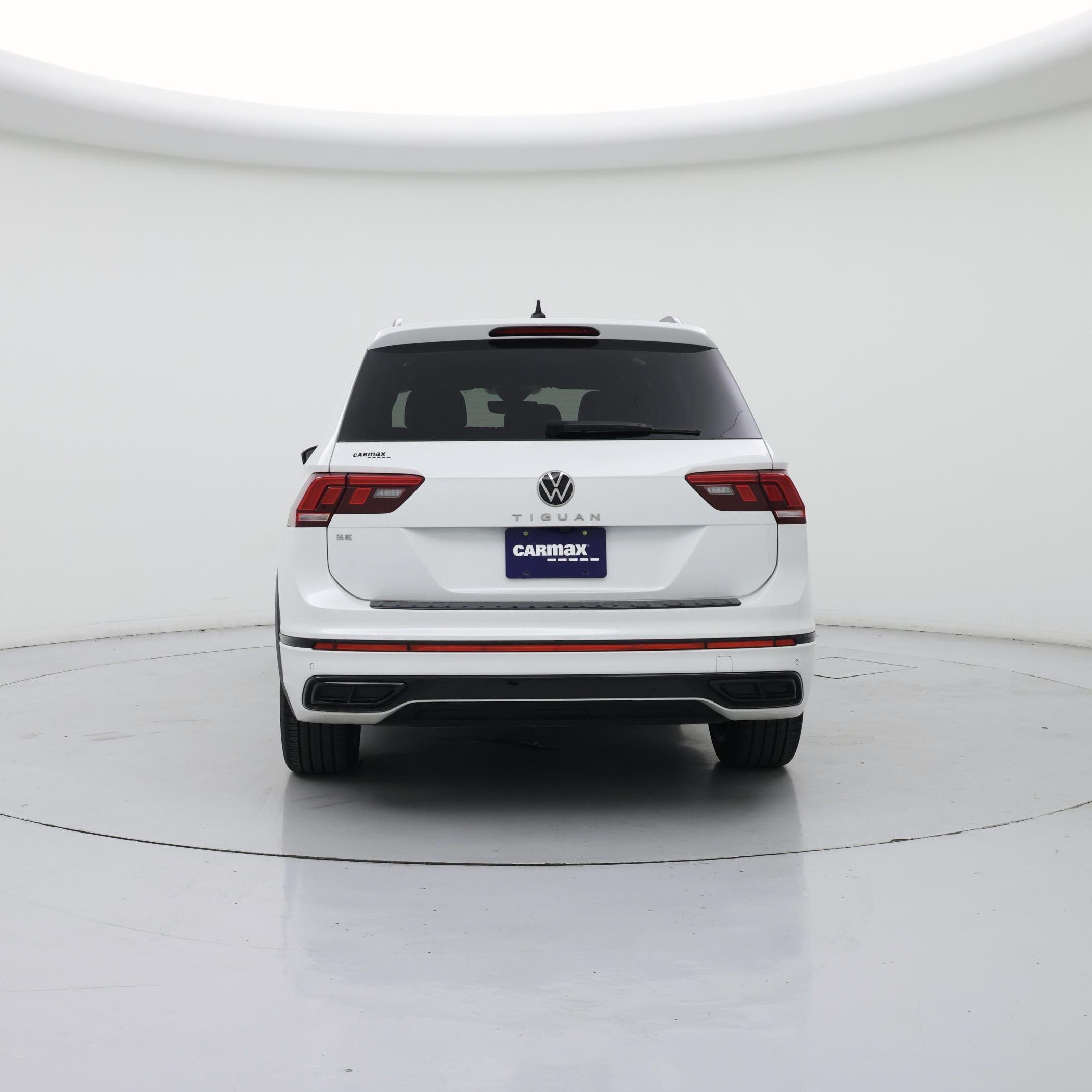 Thumbnail: 2023 Volkswagen Tiguan - 6