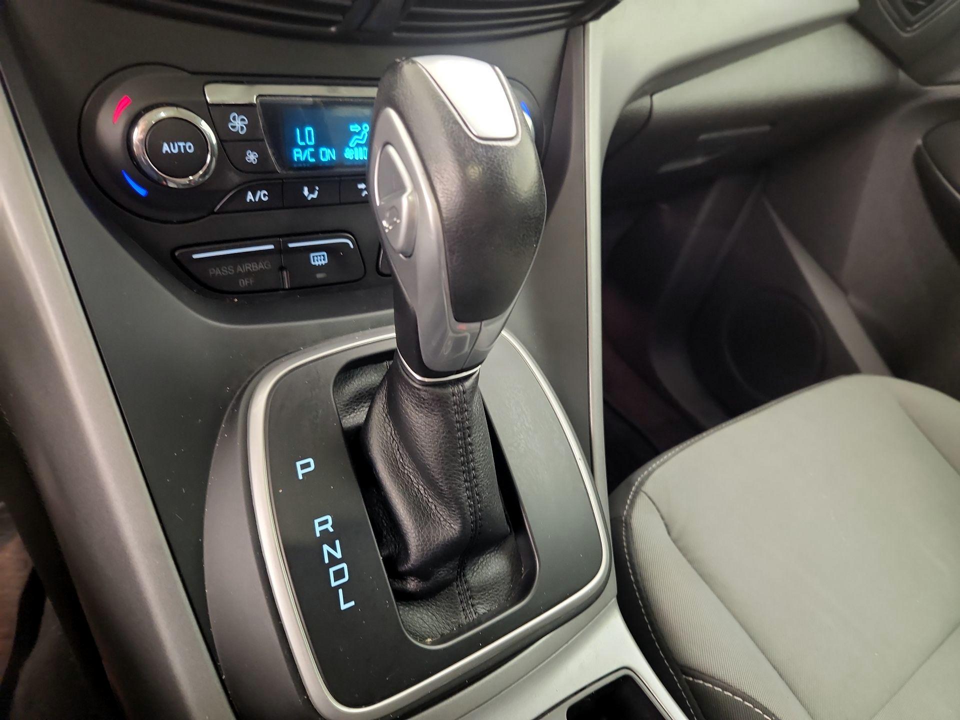 Thumbnail: 2014 Ford C-Max - 16