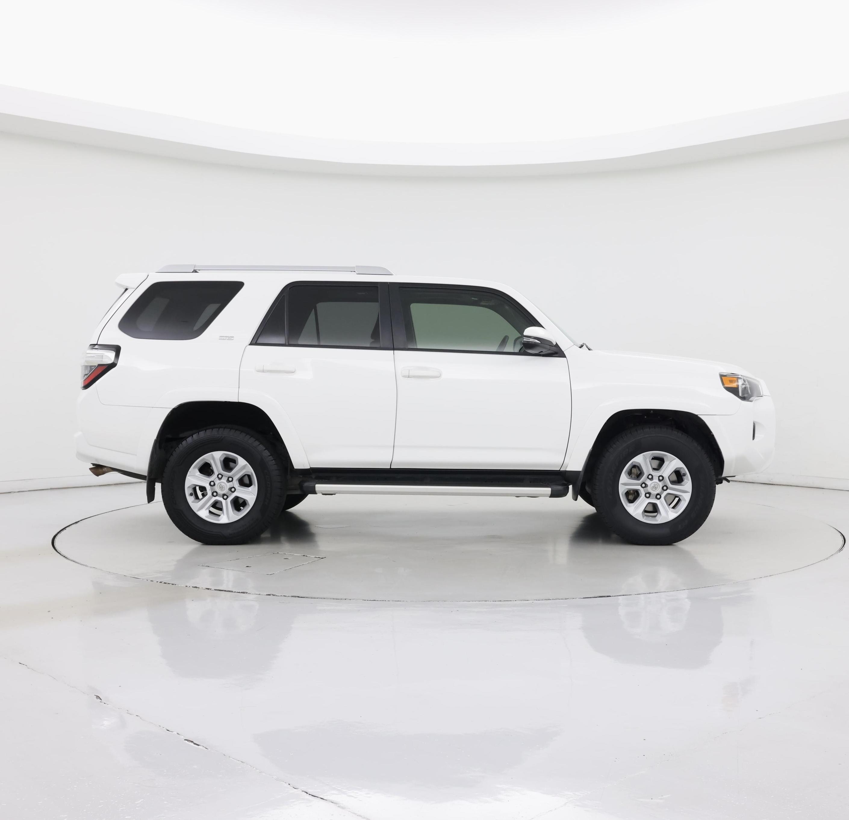 Thumbnail: 2018 Toyota 4Runner - 7