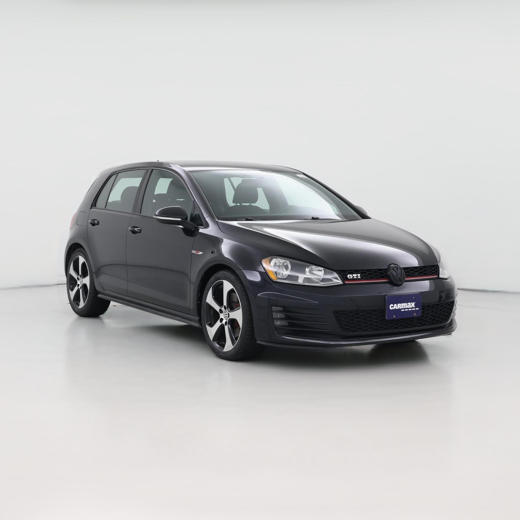 Thumbnail: 2016 Volkswagen Golf - 1