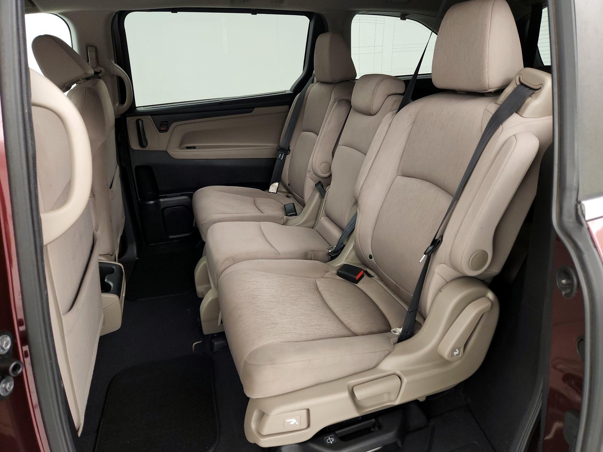 Thumbnail: 2018 Honda Odyssey - 19