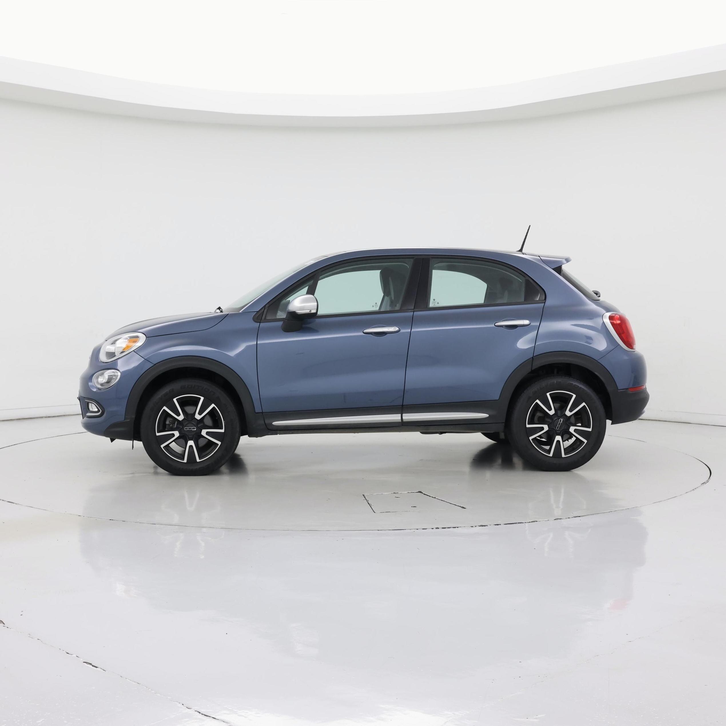 Thumbnail: 2018 Fiat 500X - 3