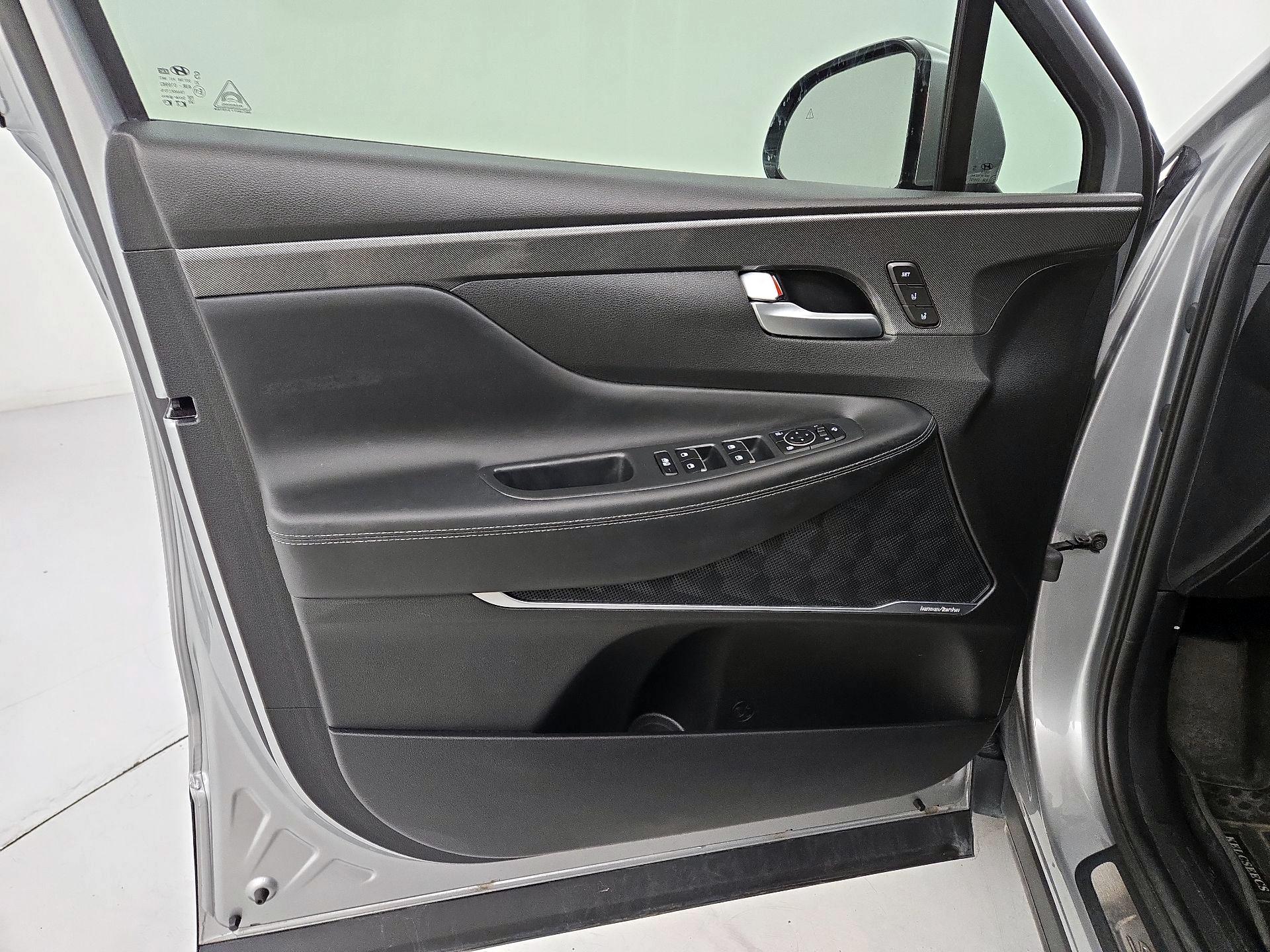 Thumbnail: 2023 Hyundai Santa Fe - 12