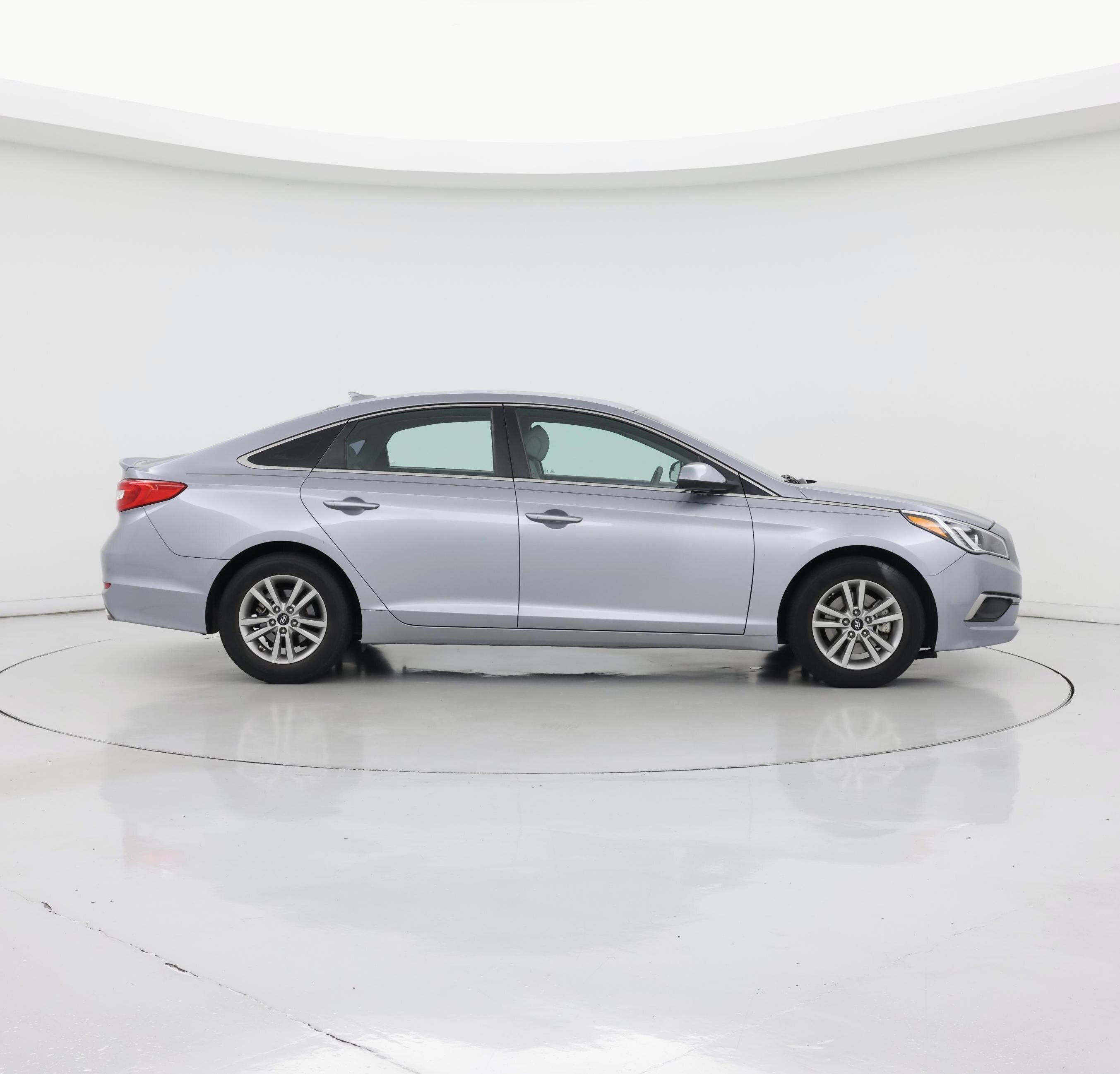Thumbnail: 2016 Hyundai Sonata - 7