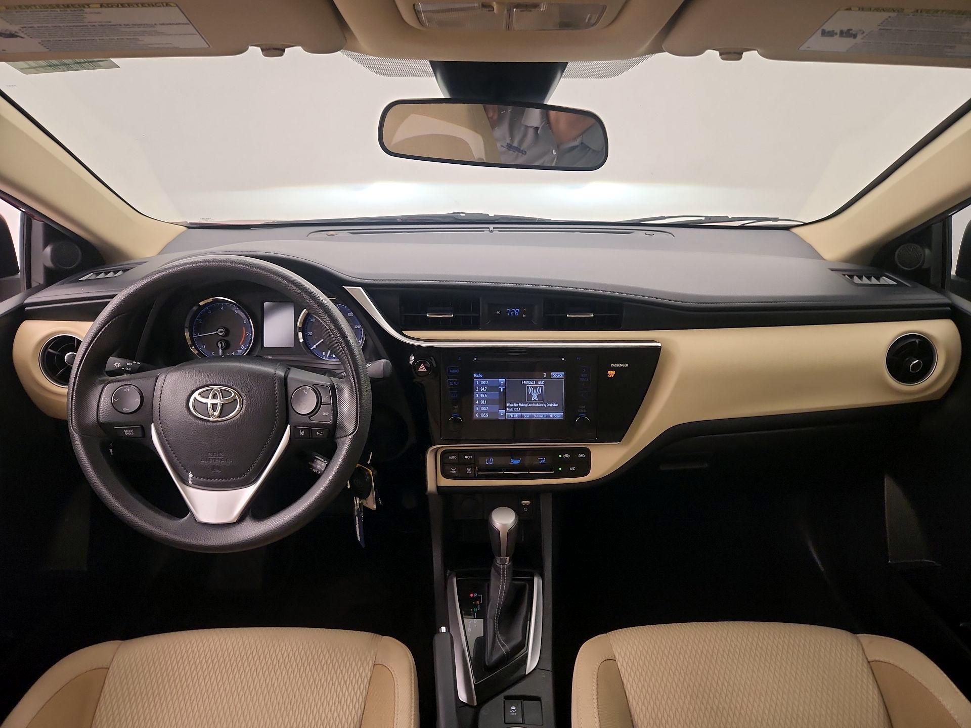 Thumbnail: 2017 Toyota Corolla - 9
