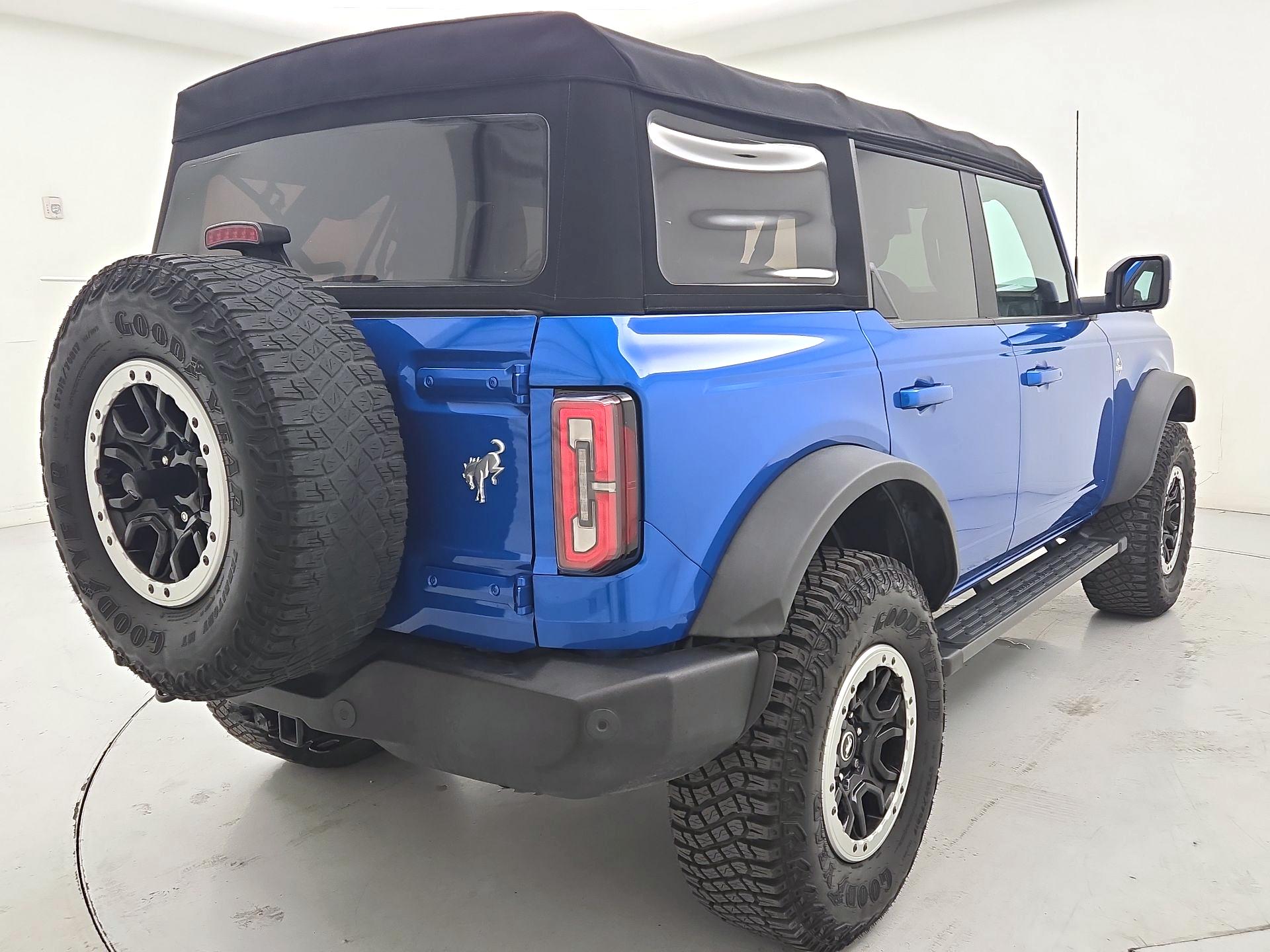 Thumbnail: 2022 Ford Bronco - 5